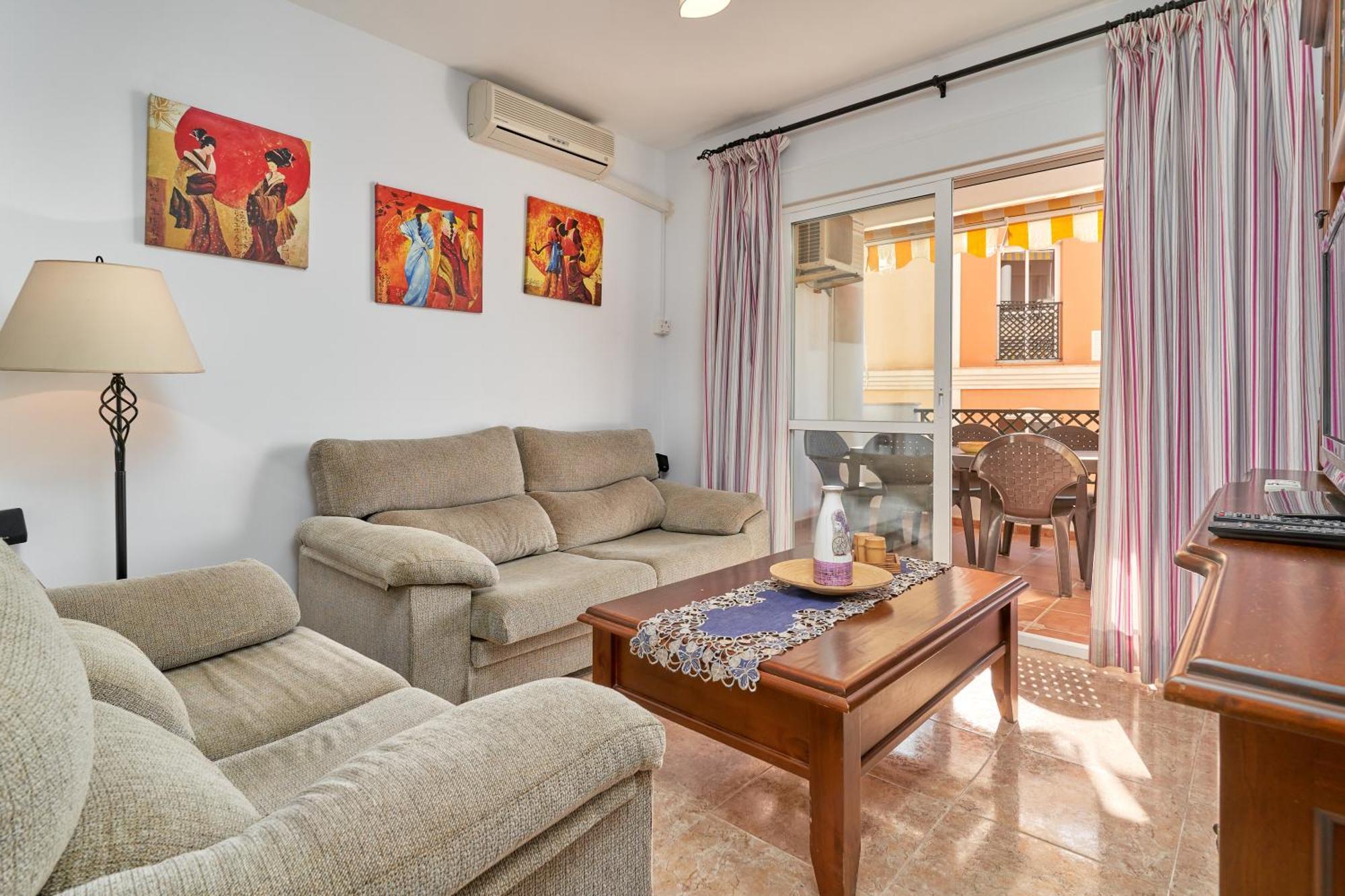 Cozy 3 Bedroom * Torrox