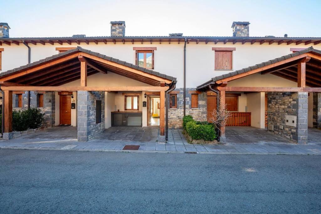 Casa Nieves * Villanúa