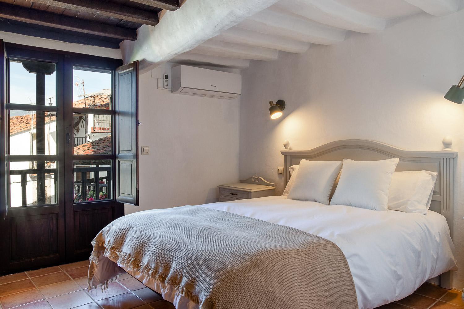 Casa Rural La Grande Country house *