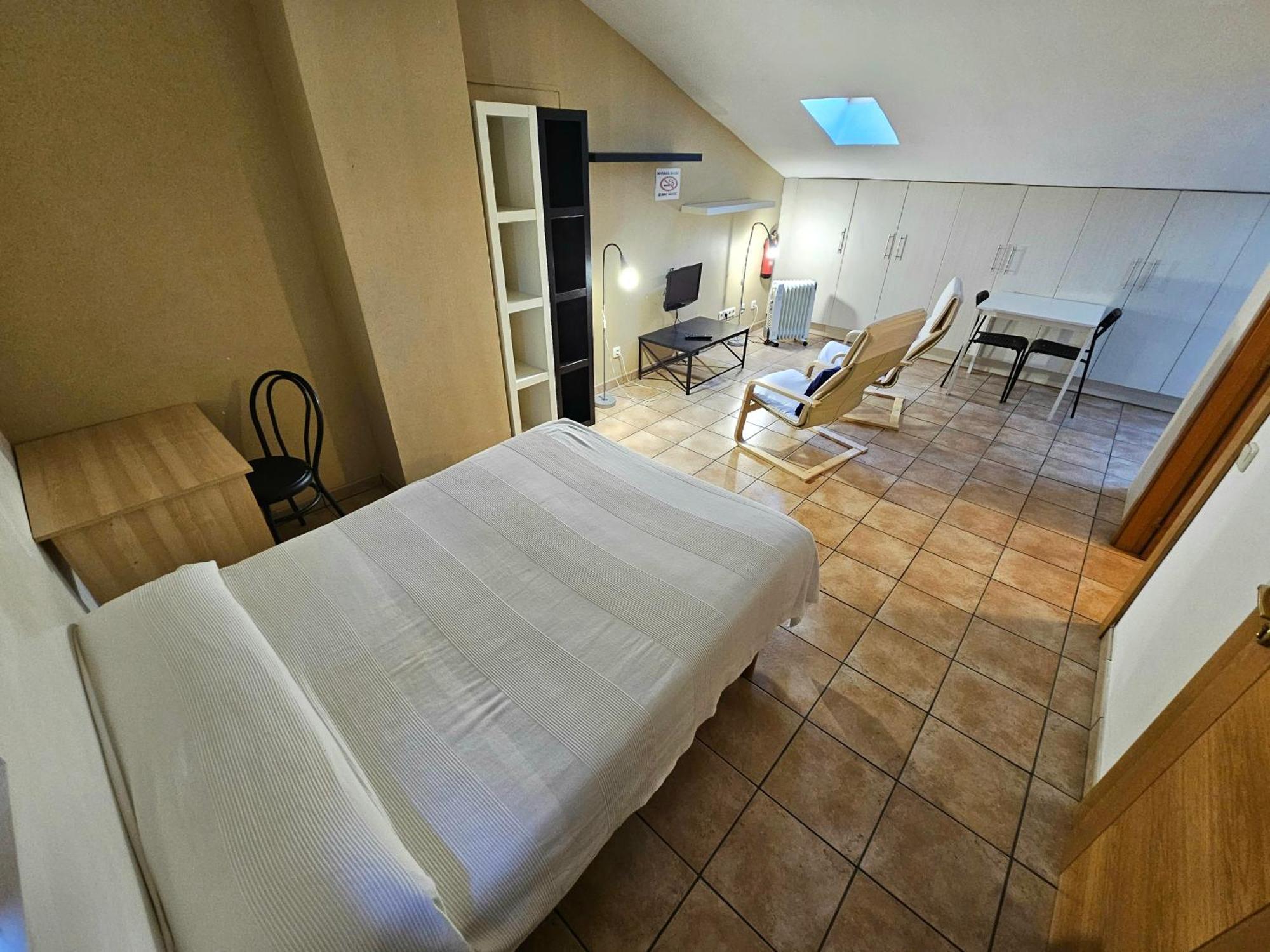 Guest house Jp Y Estudios Sanguesa