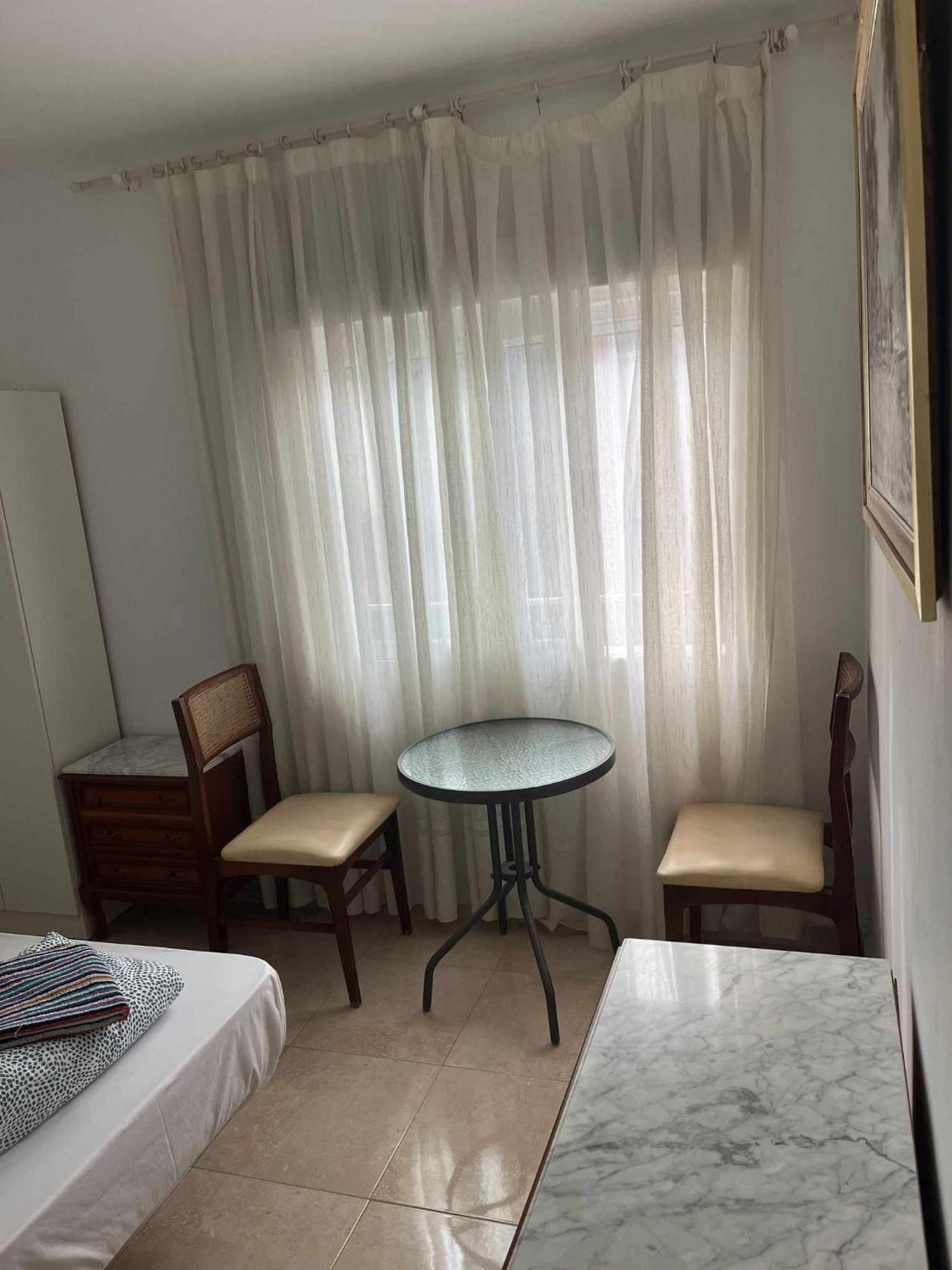 24 D-habitacion En Piso