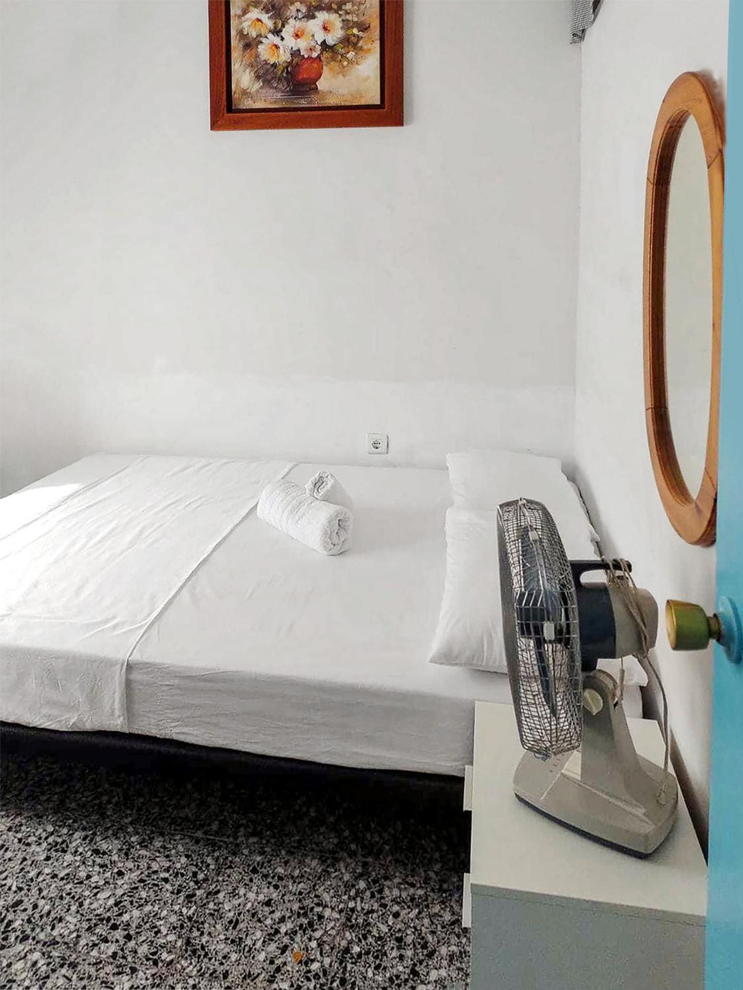 House With Exclusive Pool And Garden 7 Min Walk From The And The Center Holiday home El Campello