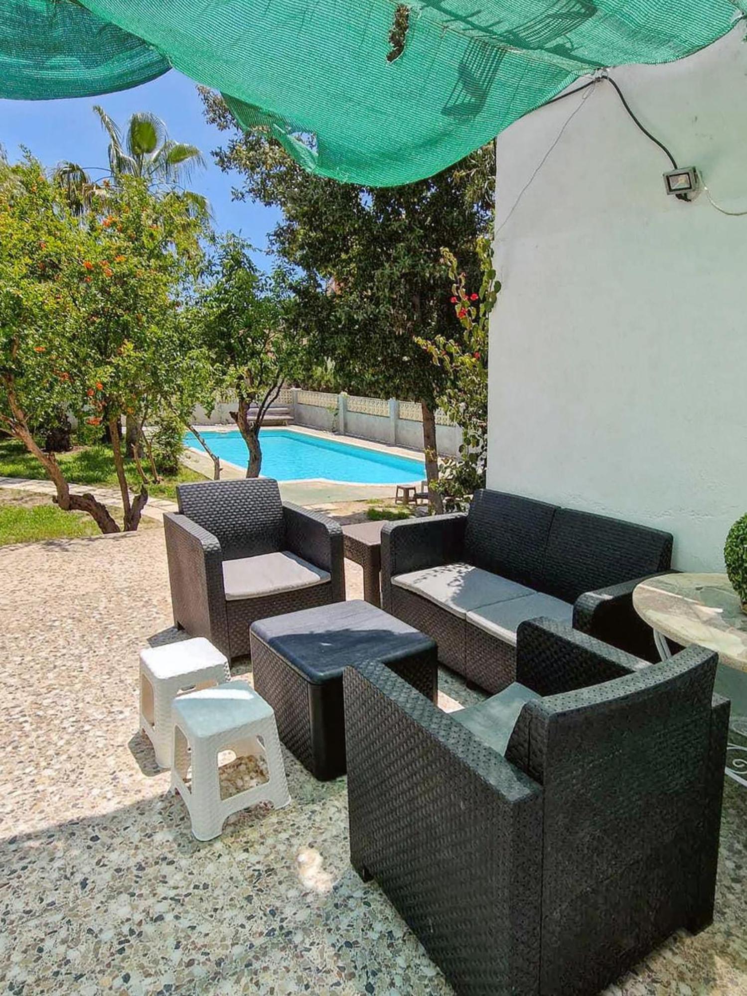House With Exclusive Pool And Garden 7 Min Walk From The And The Center Holiday home El Campello