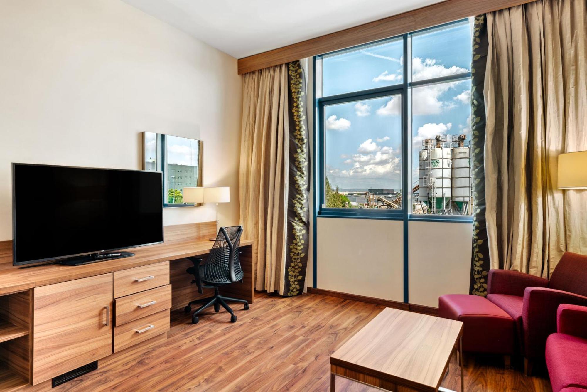Hilton Garden
