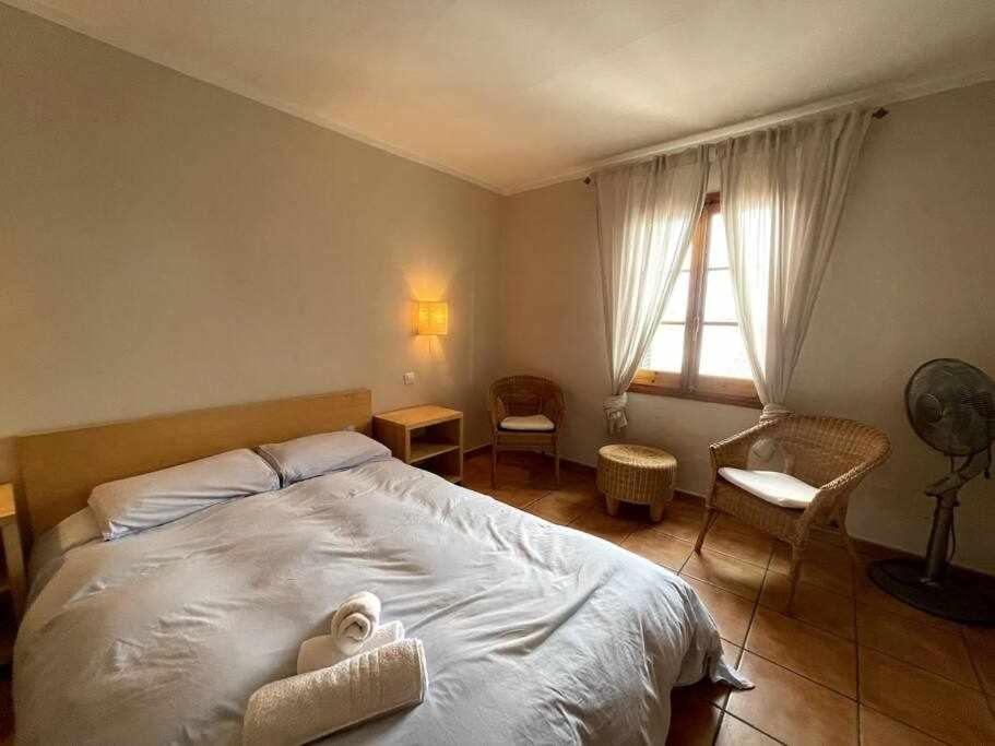Apartment Galdana Con Piscina *