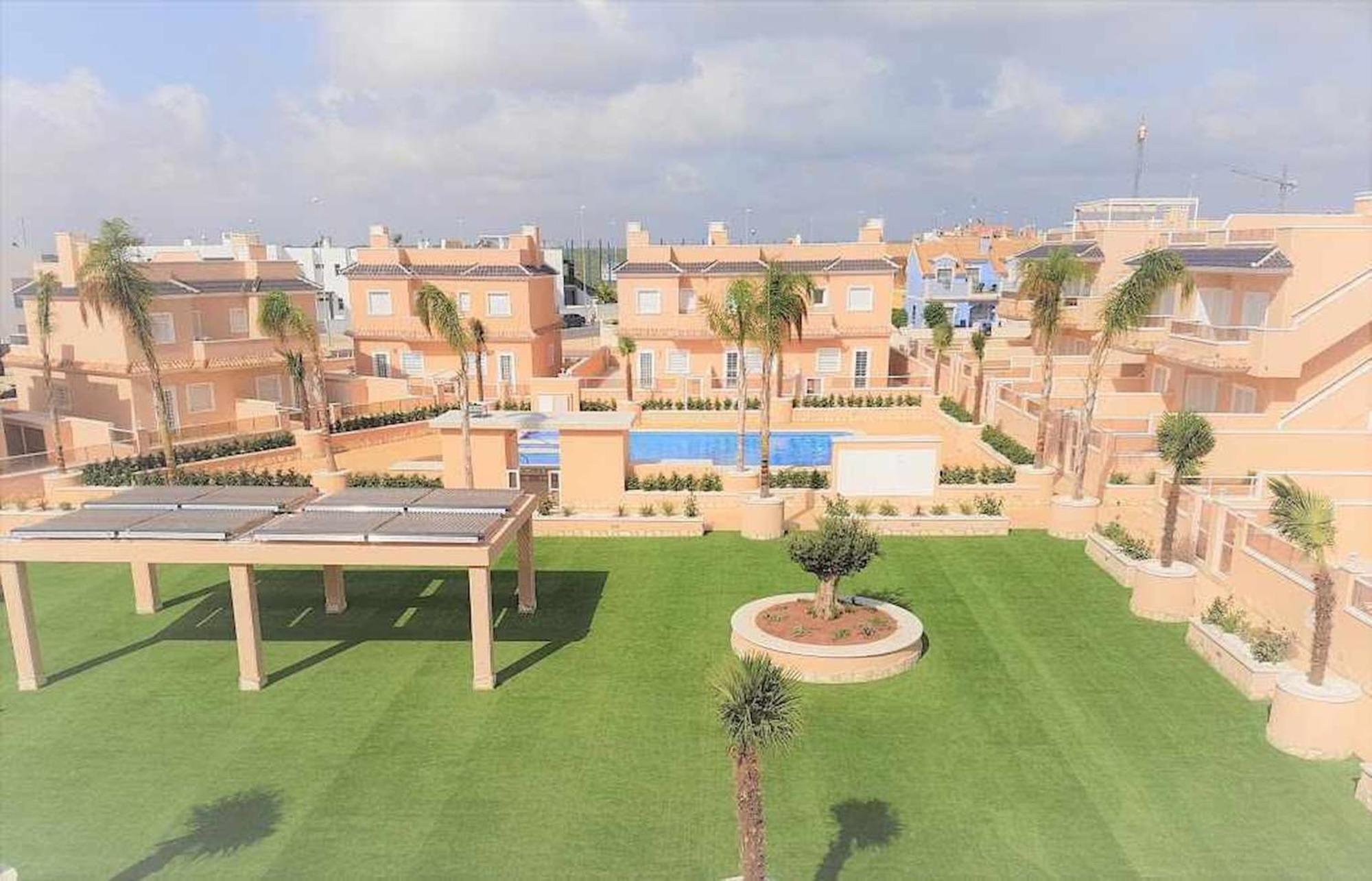 Сasa de vacaciones Duplex Heated Pool