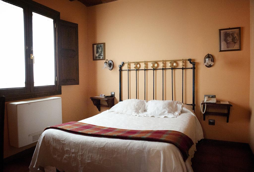 Pensión Santa Agueda Tarazona
