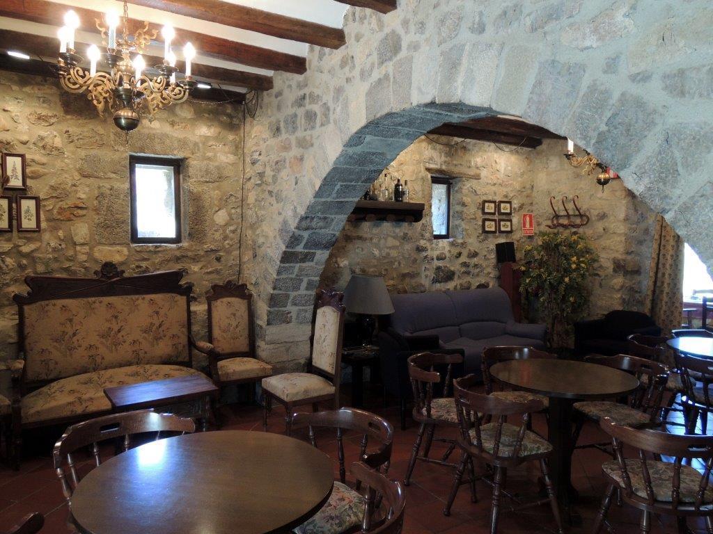 Pensión De La Rovira