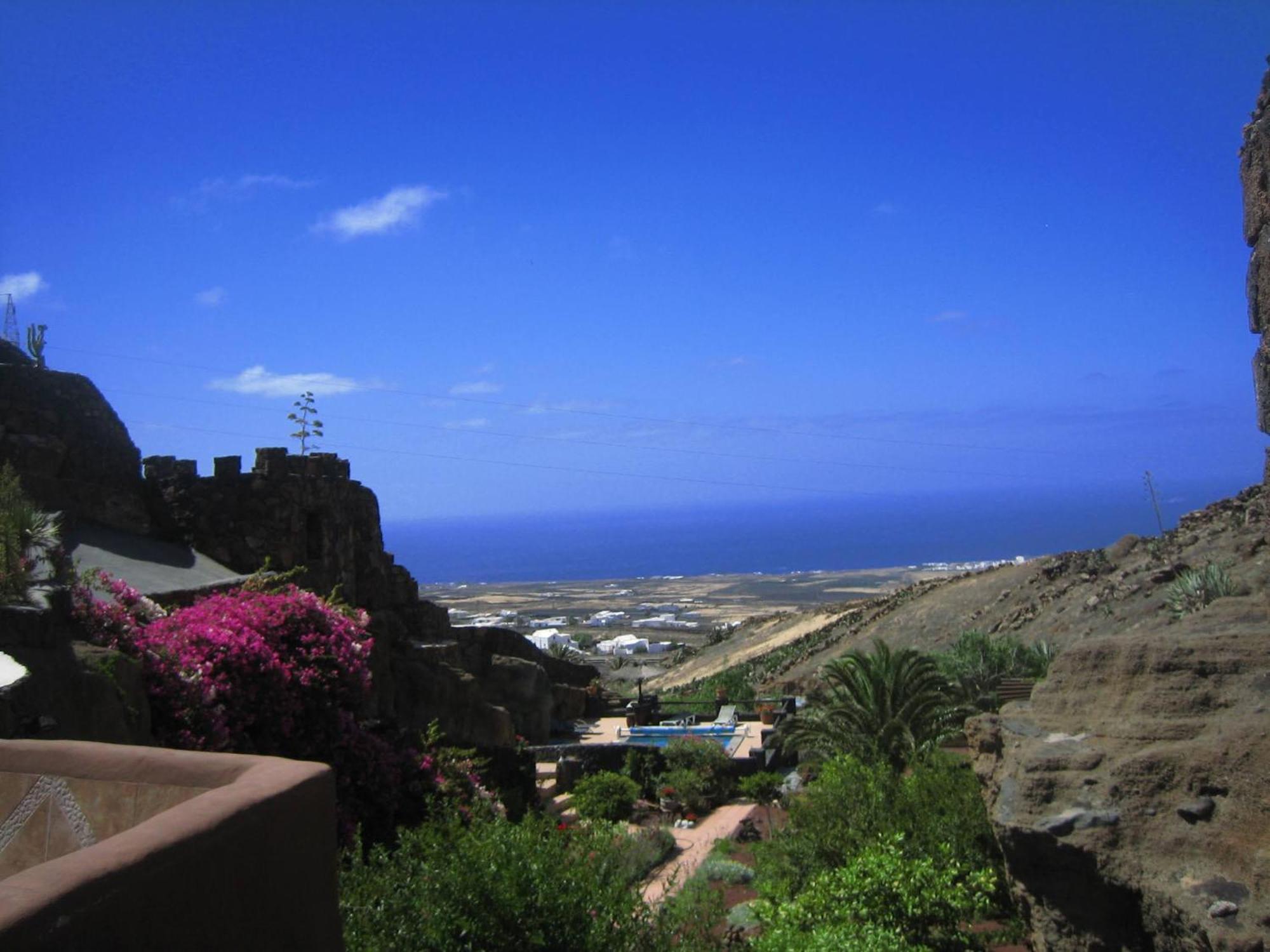 Castillo Lanzarote Sophie - Luxury -sleep In A Volcanic Cave With Heated Pool * Tías