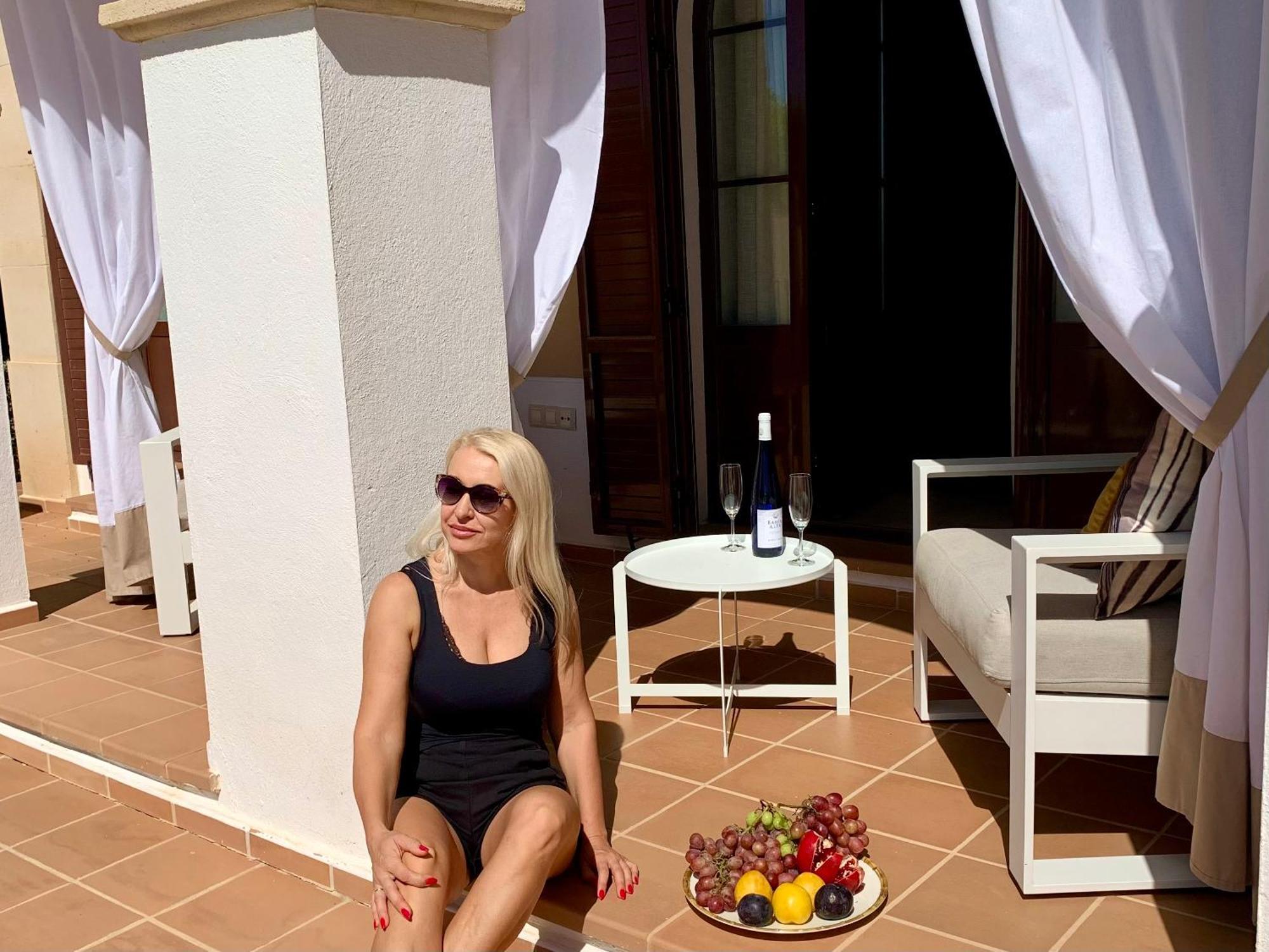 Deluxe,white Beach,mountains Villa