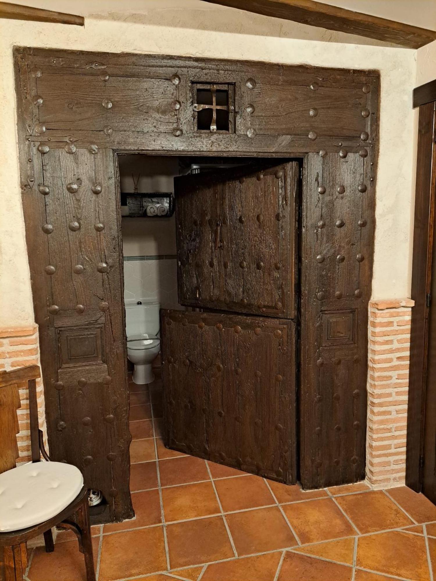 La Bodega, Ofrece Cata De Vino Gratis Apartment *