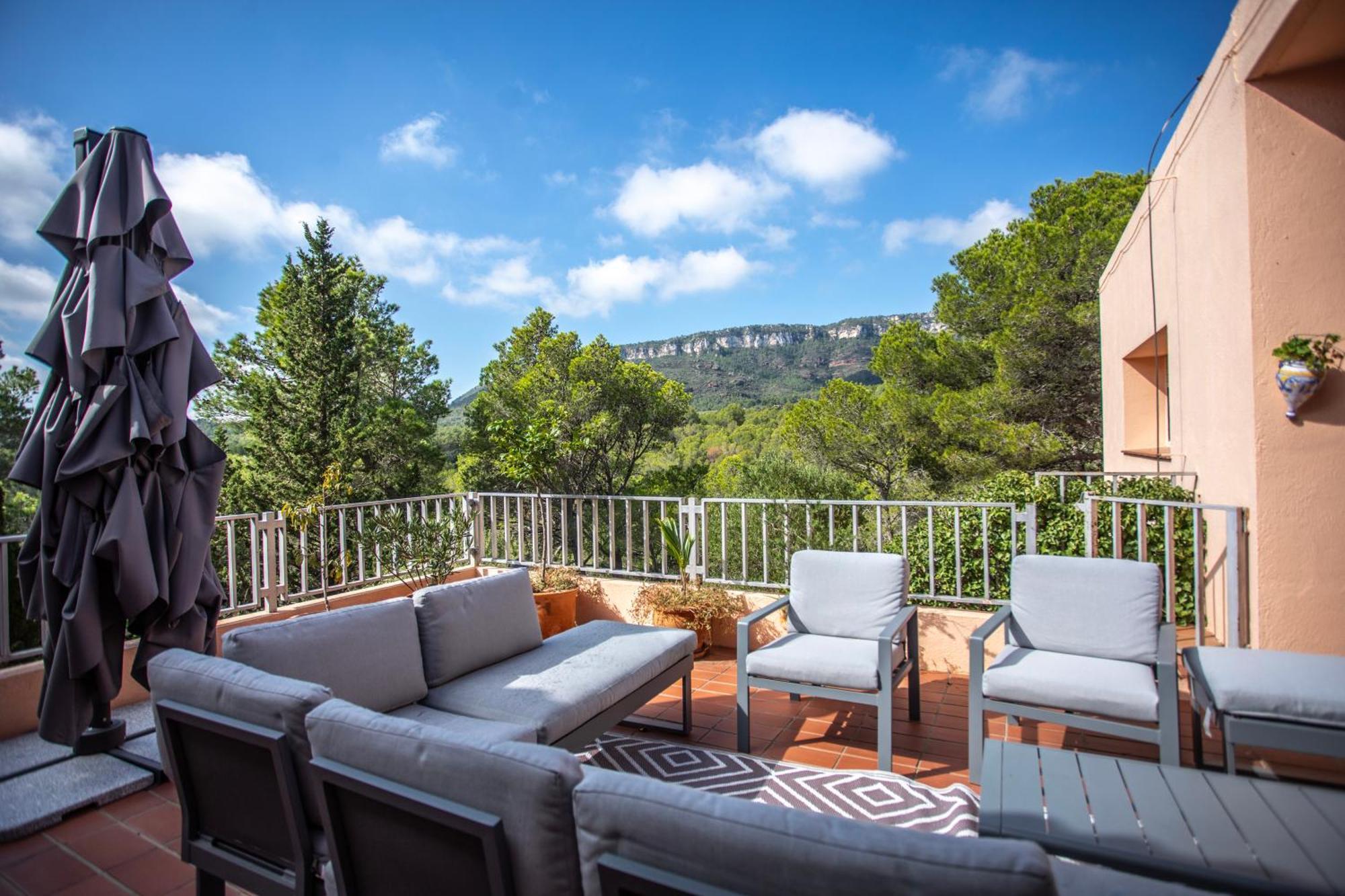 Bed & Breakfast Aldeamia, Forest, Mountain View, At 8 Min Vilanova de Escornalbou