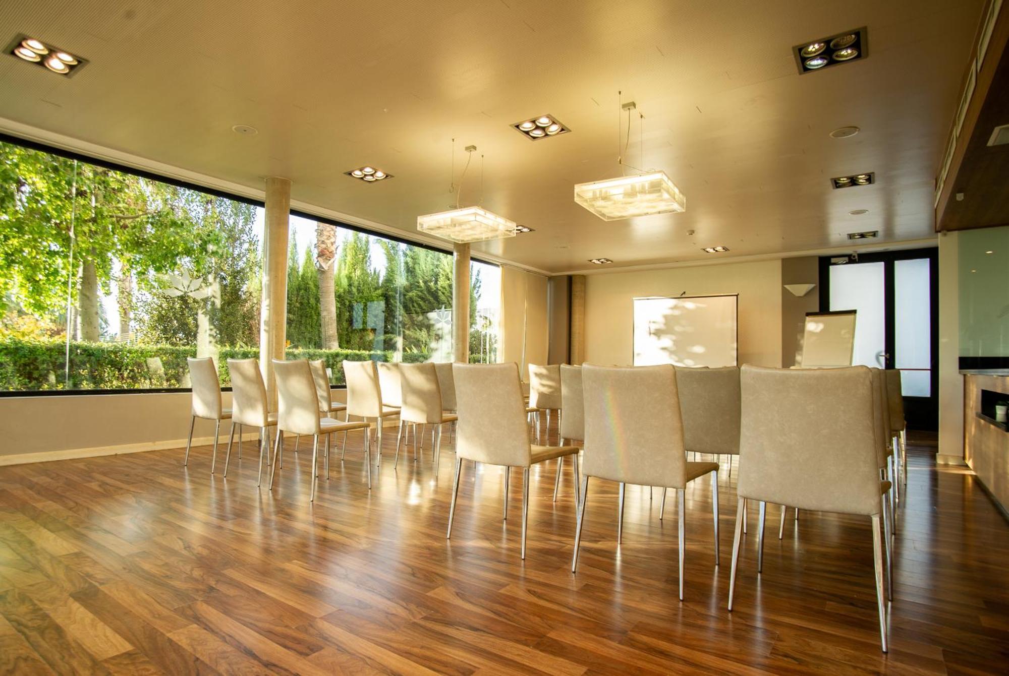 Azz Valencia Tactica Hotel 4*