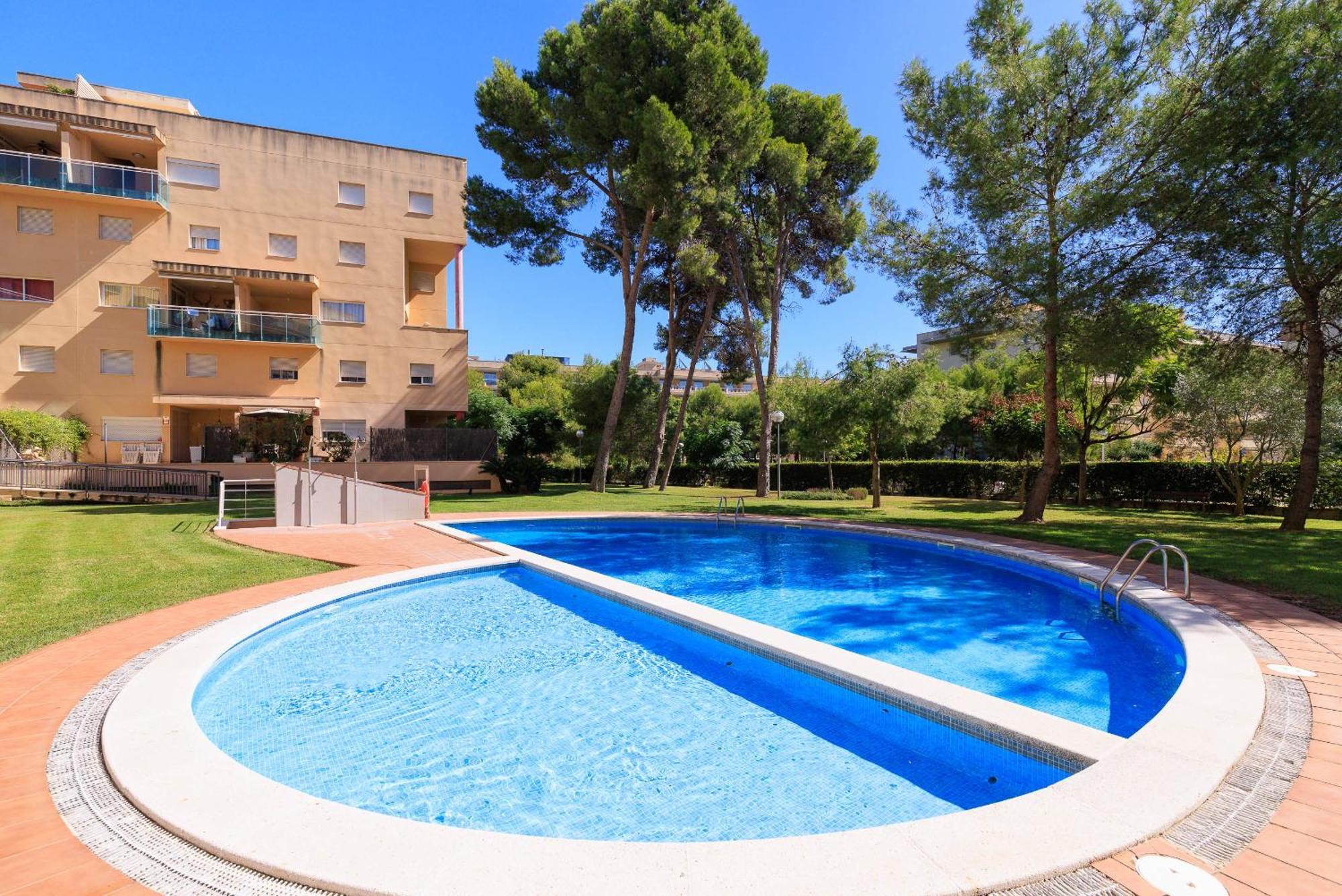 Uhc Golden Pineda Apartment