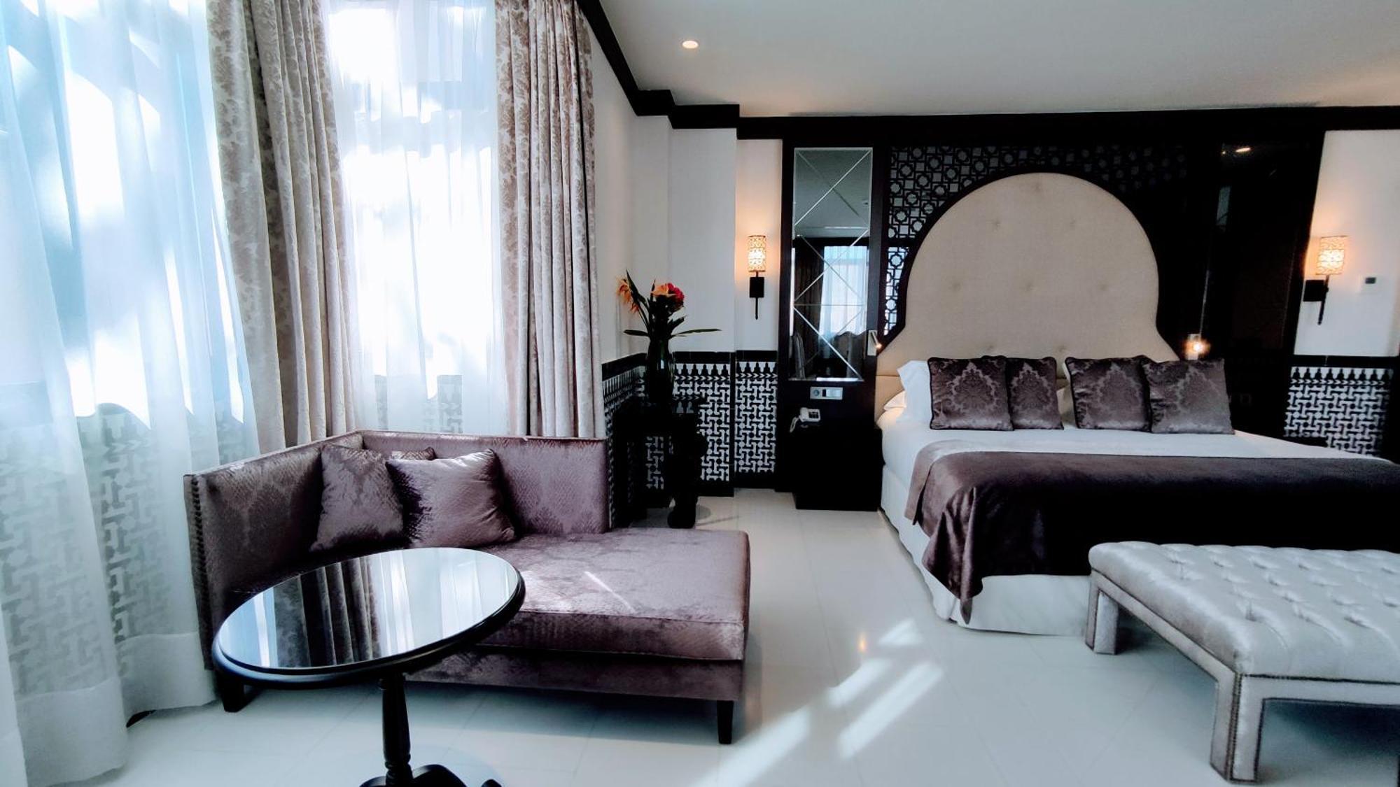 Saray Hotel