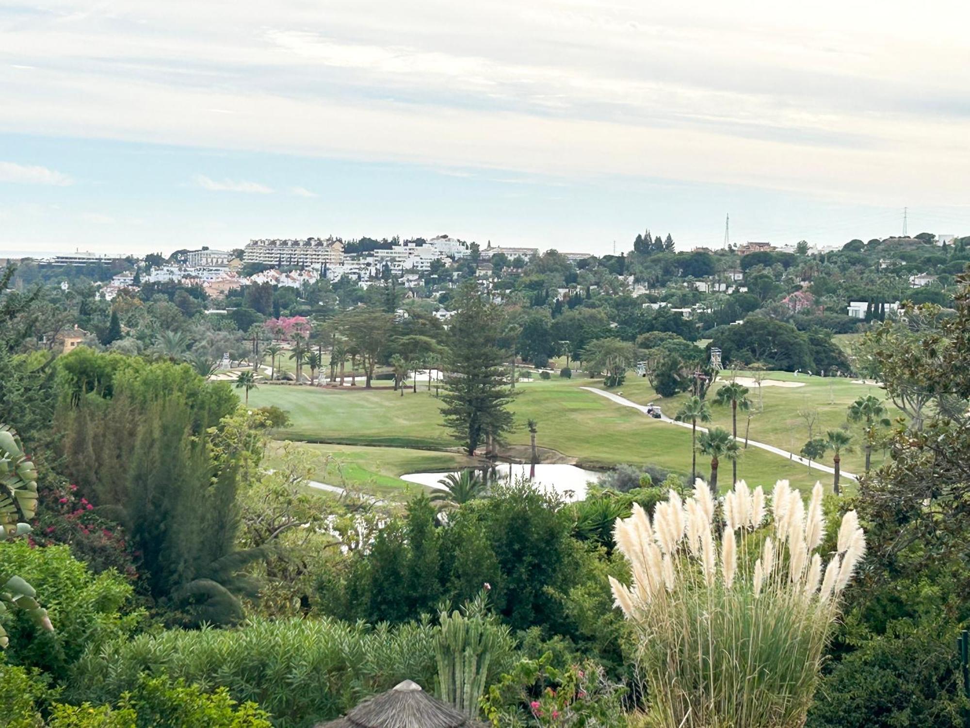 Apartamento Luxe Del Golf - Brisas