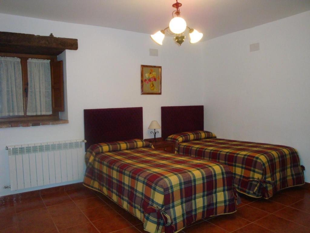Casa De Aldea La Casona De Los Valles Hotel Onís
