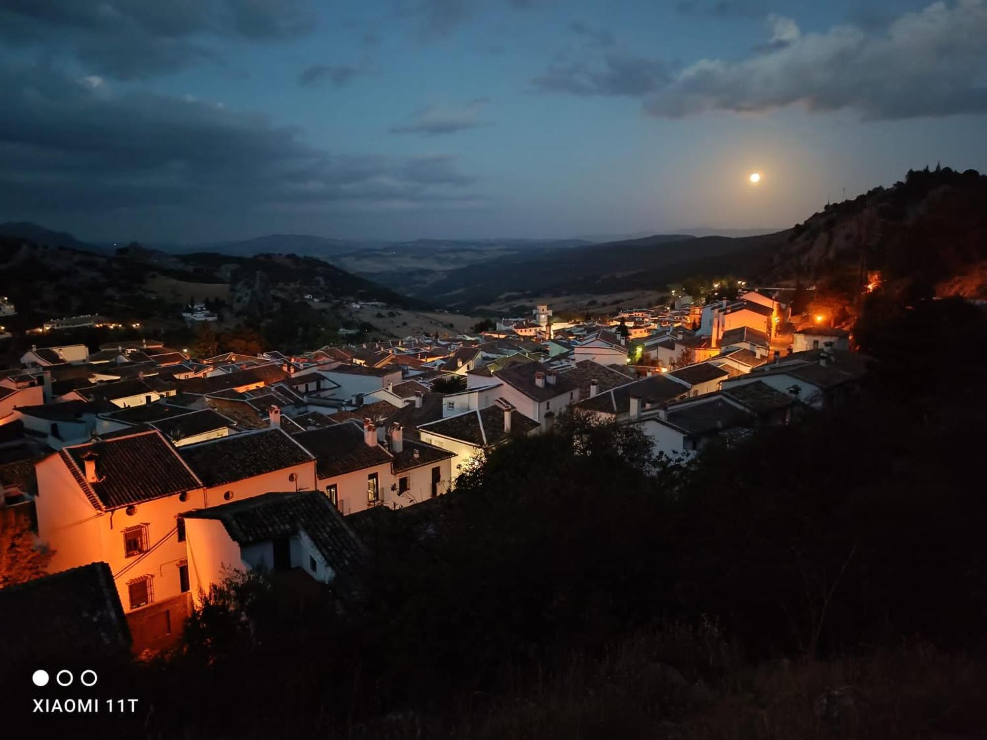 Pensión Hospederia Y Aptos Casa De Piedras