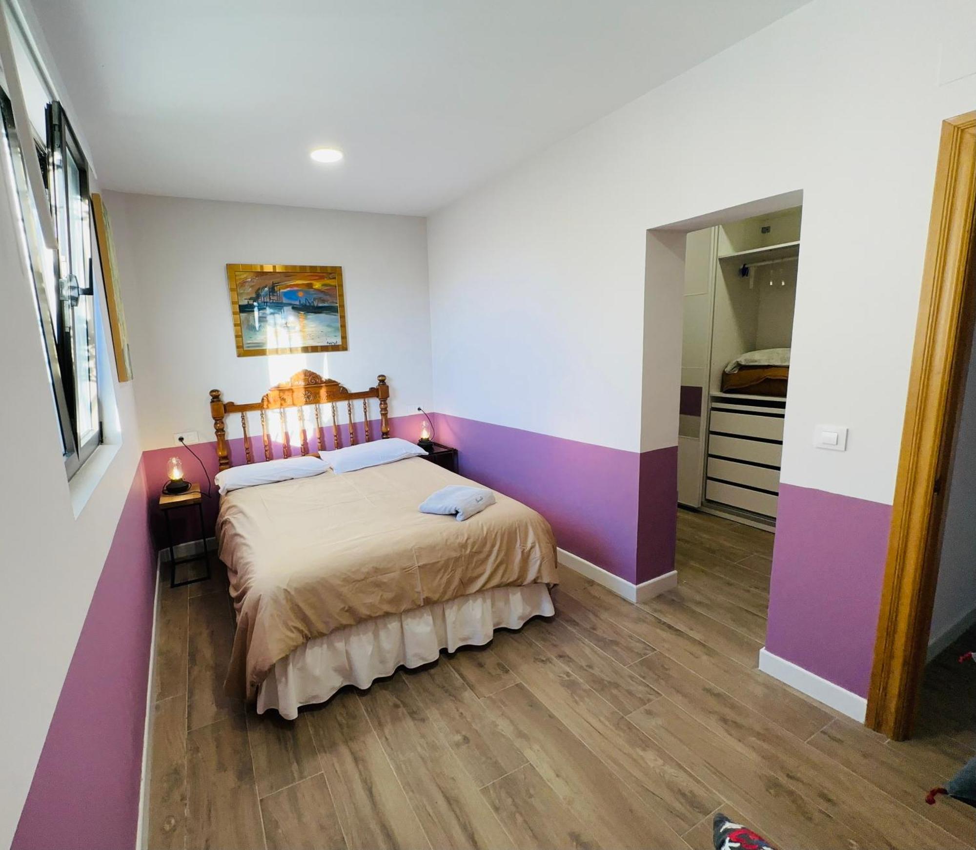 Rosales Y Jardin Apartment *