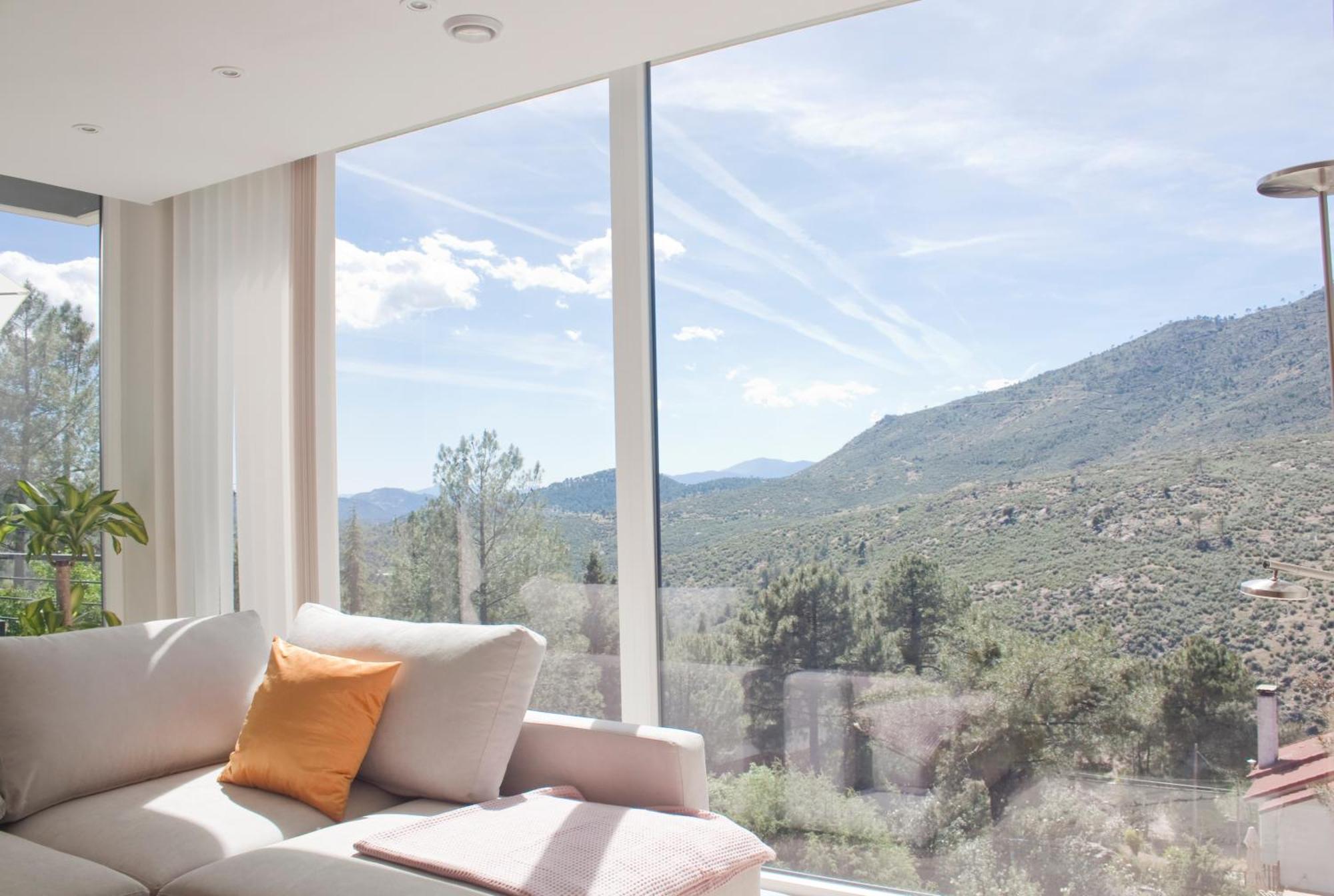 Con Piscina Y Vistas Espectaculares Holiday home *