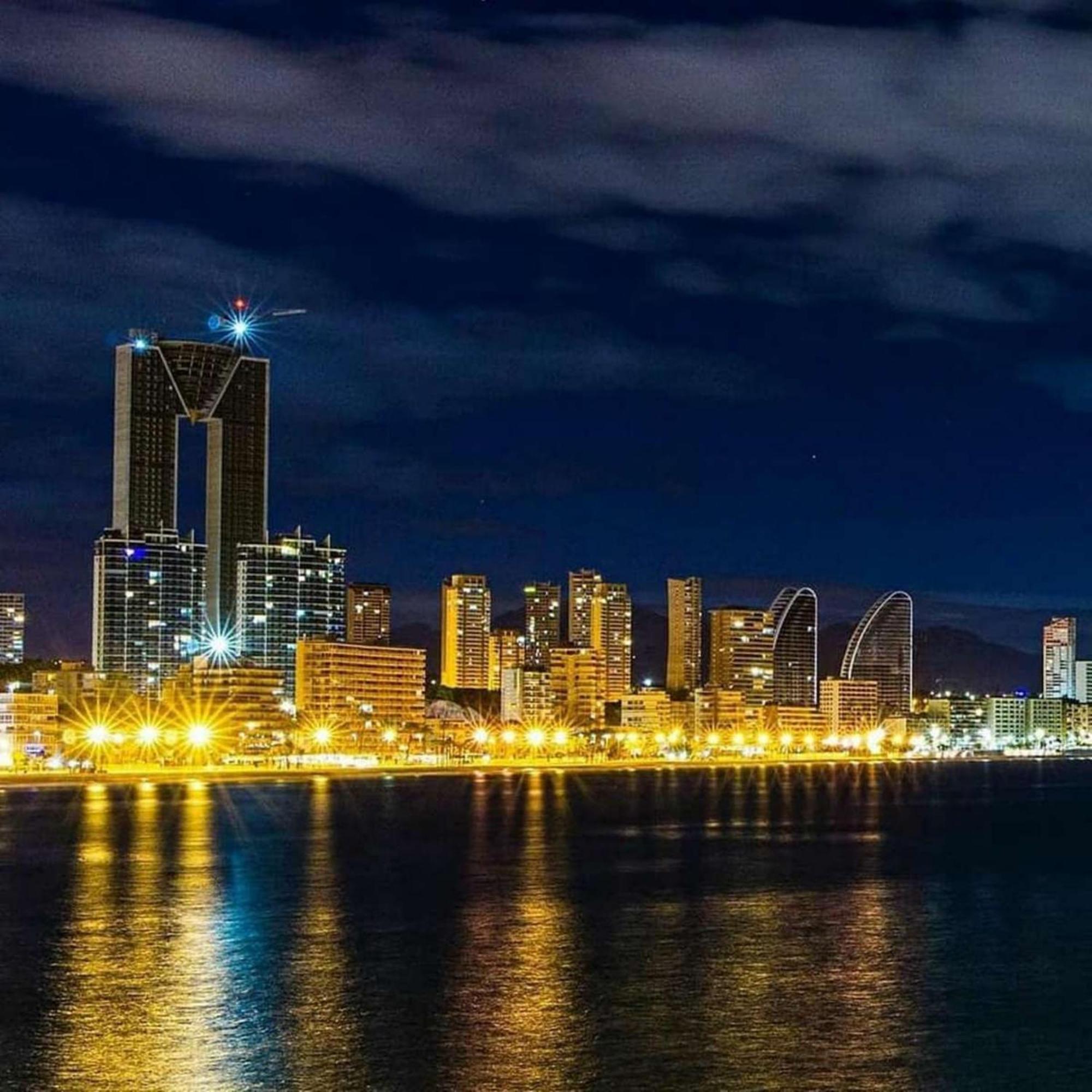 Intempo Residential Sky & - Benidorm, Espana Apartamento *