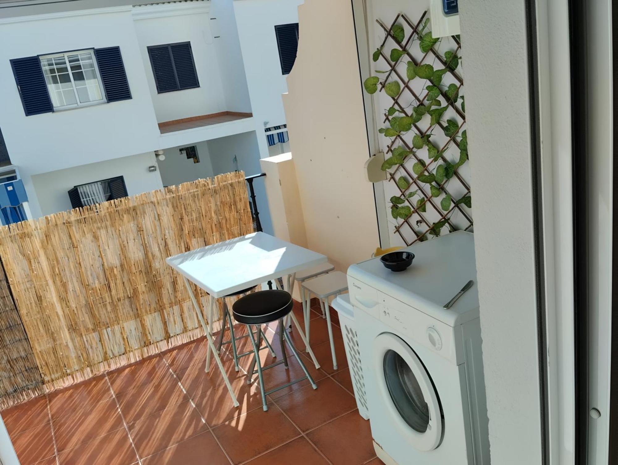De 3 Habitaciones, Zona Muy Tranquila A Unos Minutos De La Playa Apartment