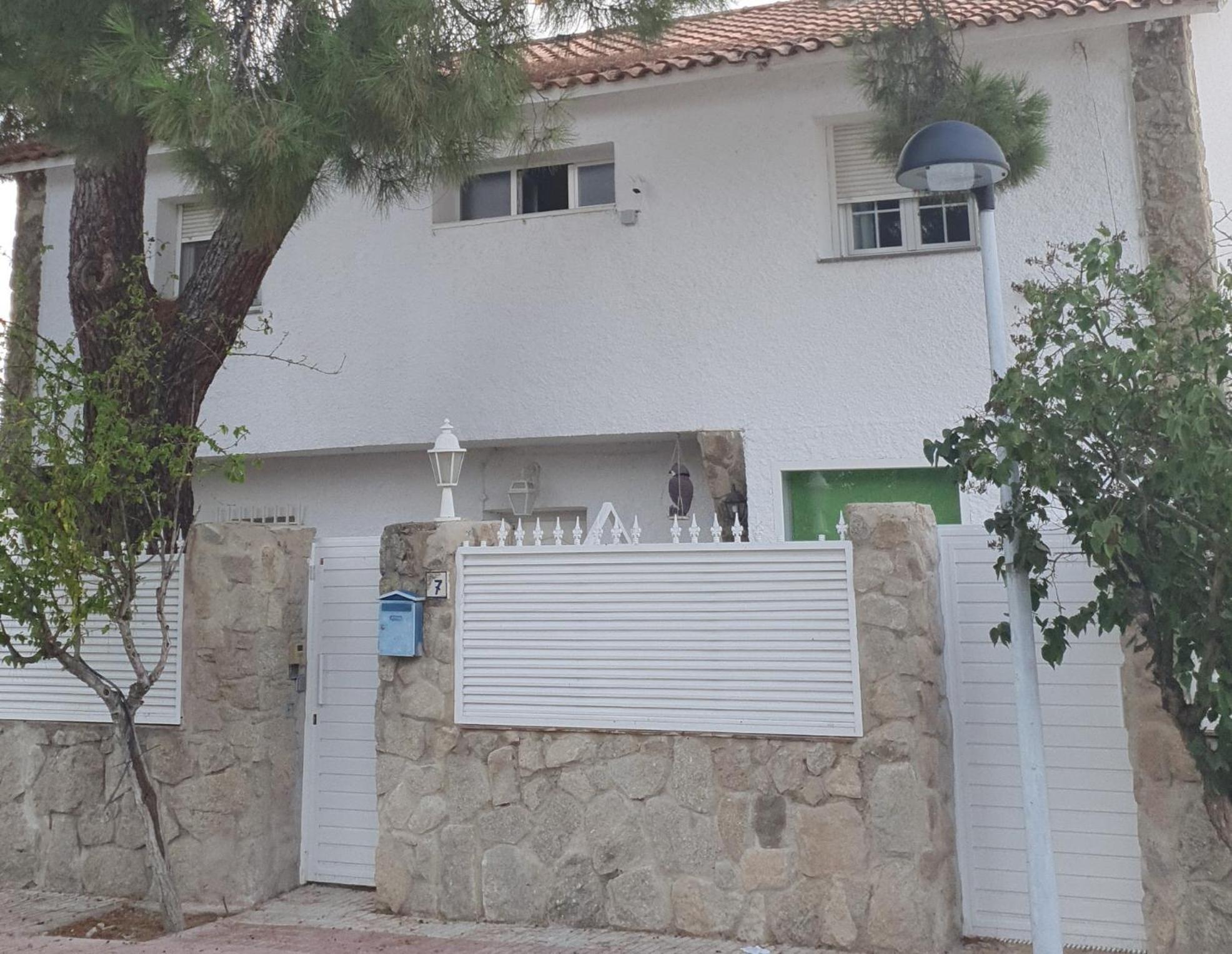 Casa Pinares Pensión