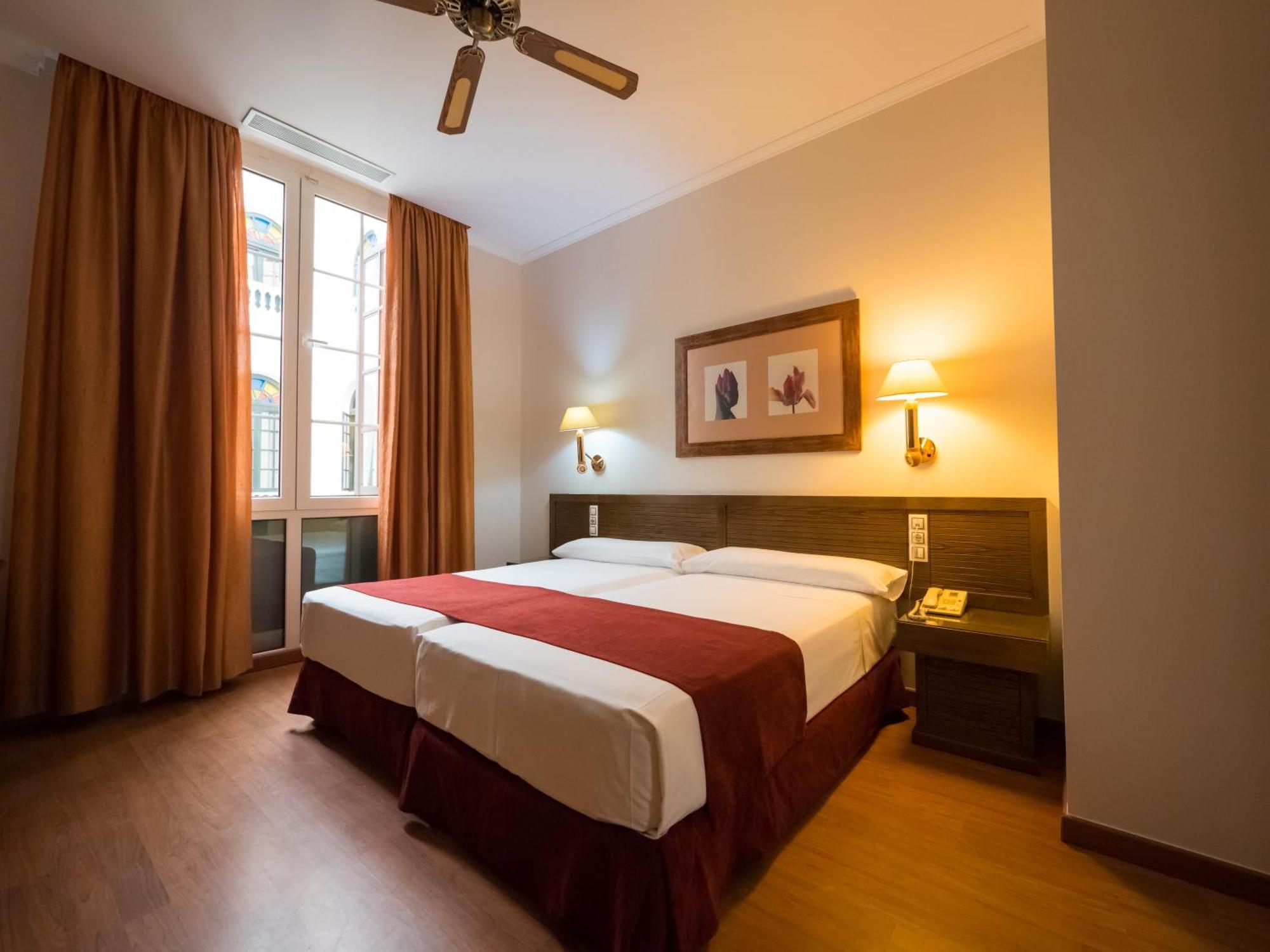 Senator Hotel 4*