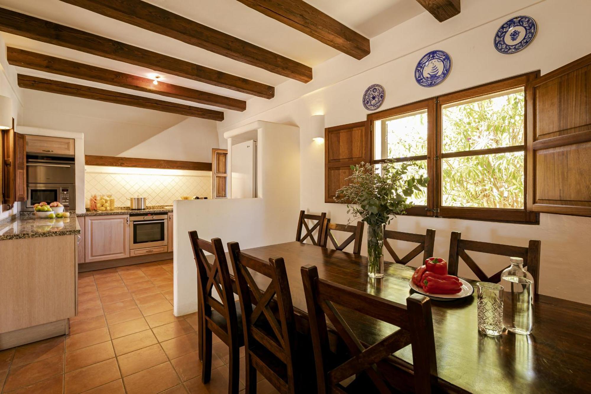 Noves - De 5 15-58 Villa