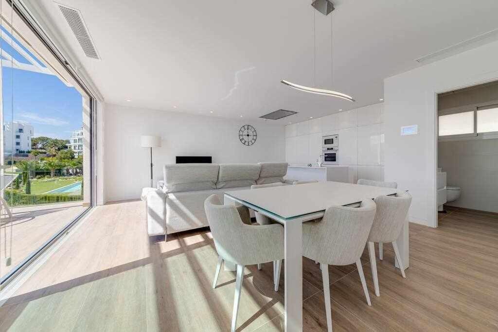 Lujoso Duplex En Colinas Golf & Country Club *