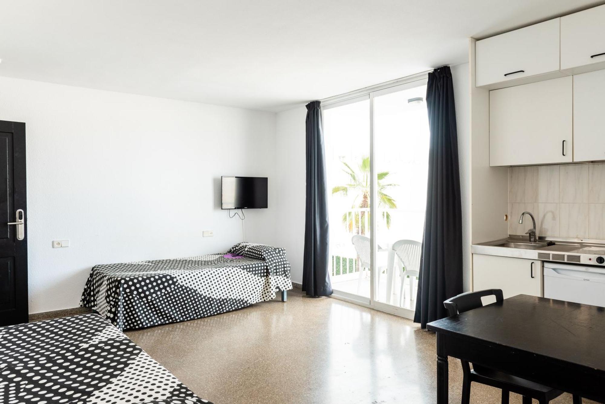 Ibiza Rocks - Adults Only 3*