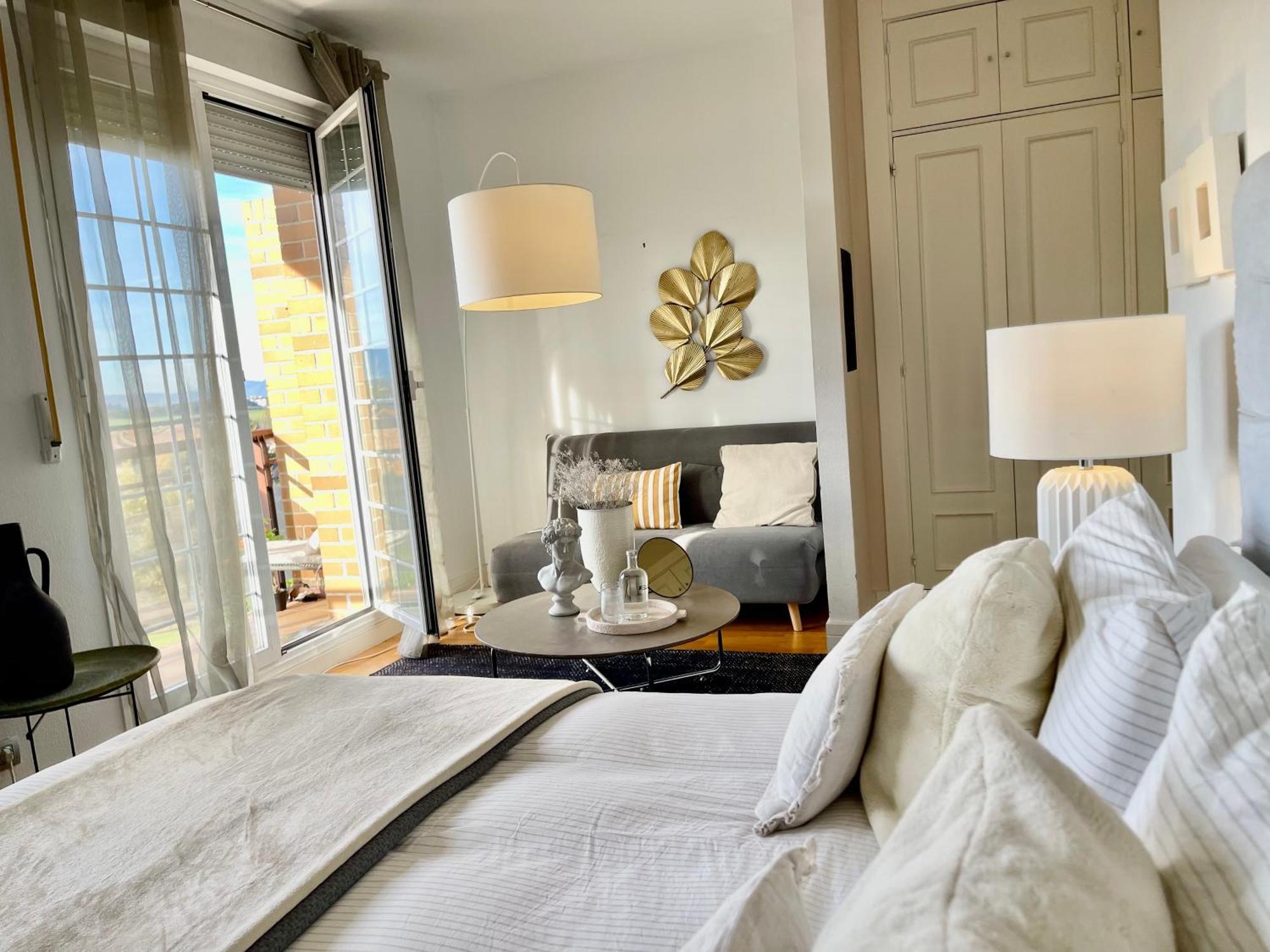 Estilosa Casa Golf Homestay Gorraiz