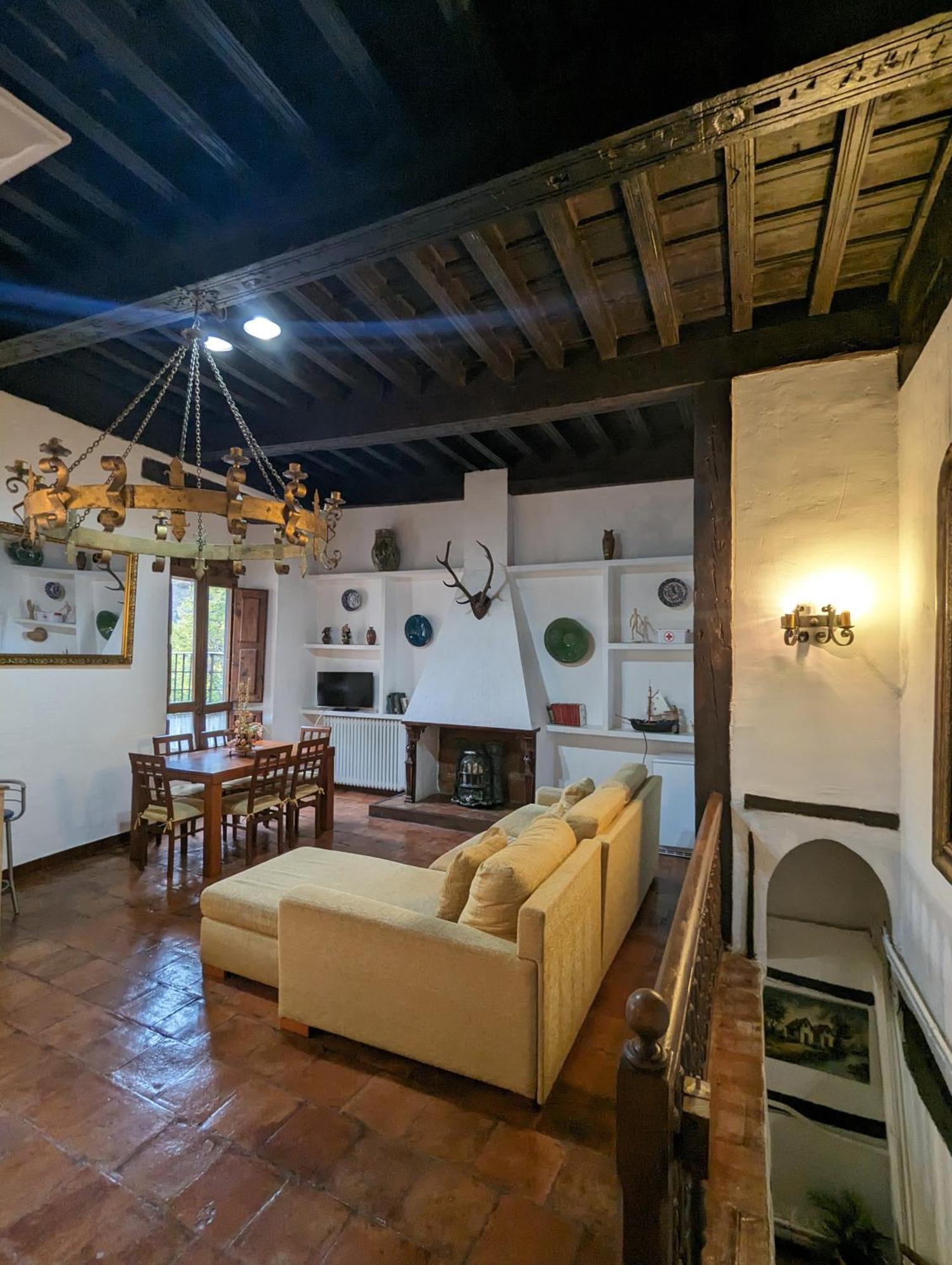 At Casa De Alfonso Viii Cuenca (Castilla-La Mancha)