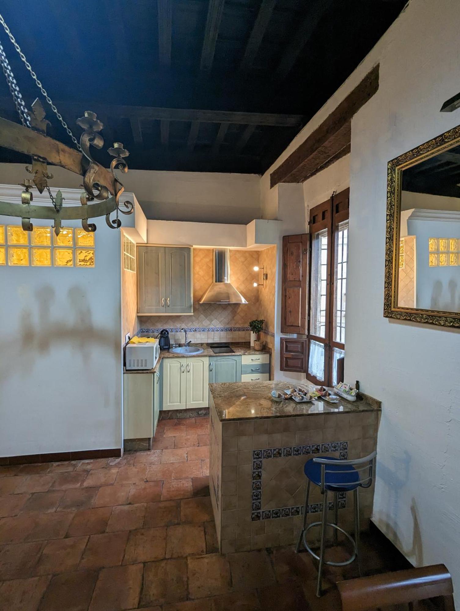 At Casa De Alfonso Viii *