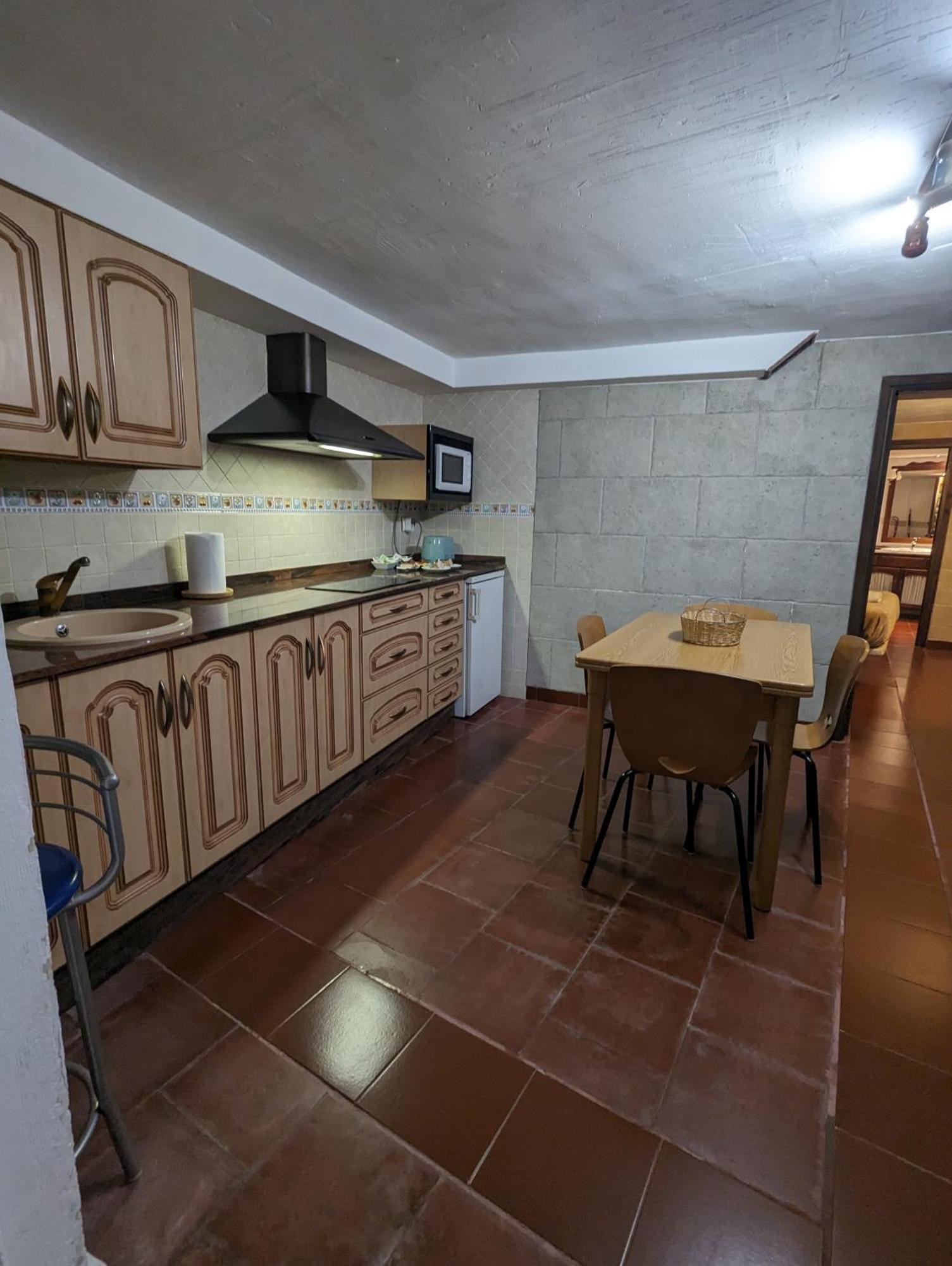 At Casa De Alfonso Viii Apartment *