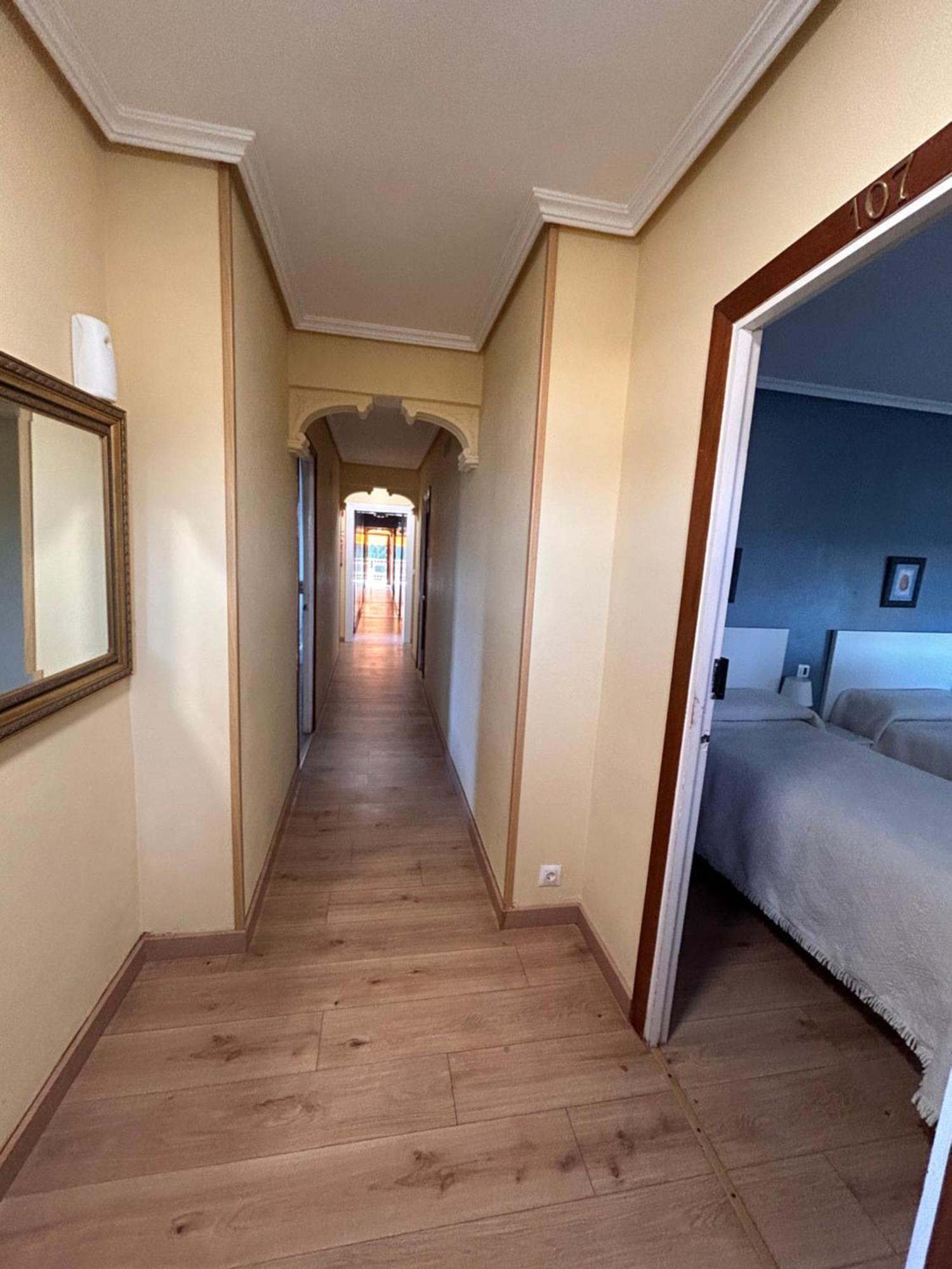 El Carro Guest house *