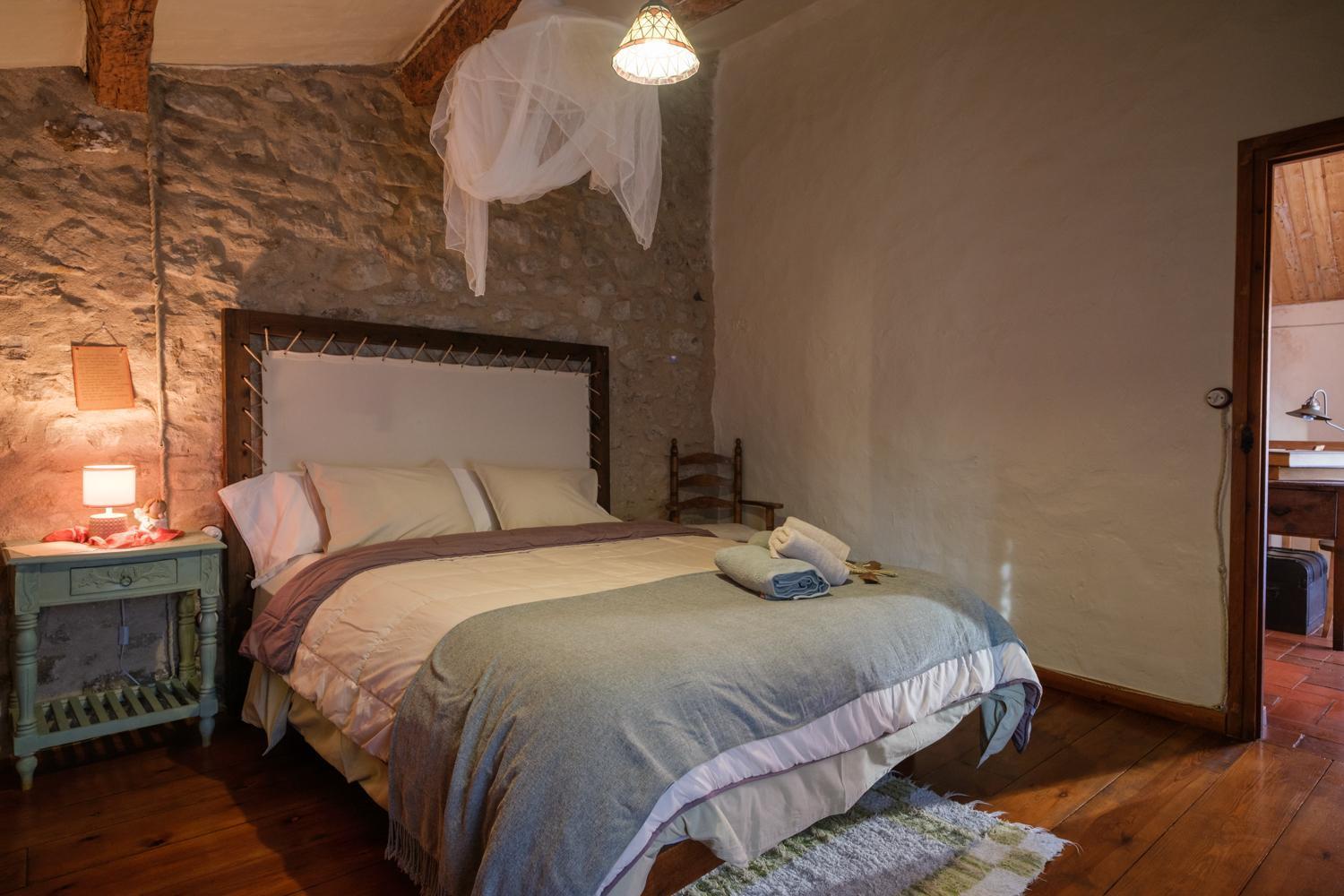 Alojamiento Con Encanto En Cataluna * Besalú
