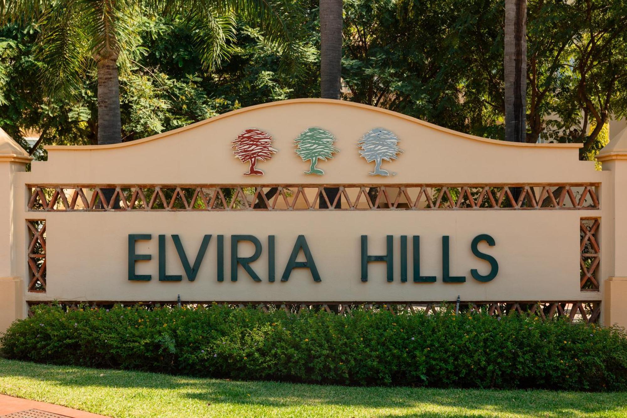 Luxurious Frontline Golf In Elviria Apartamento *
