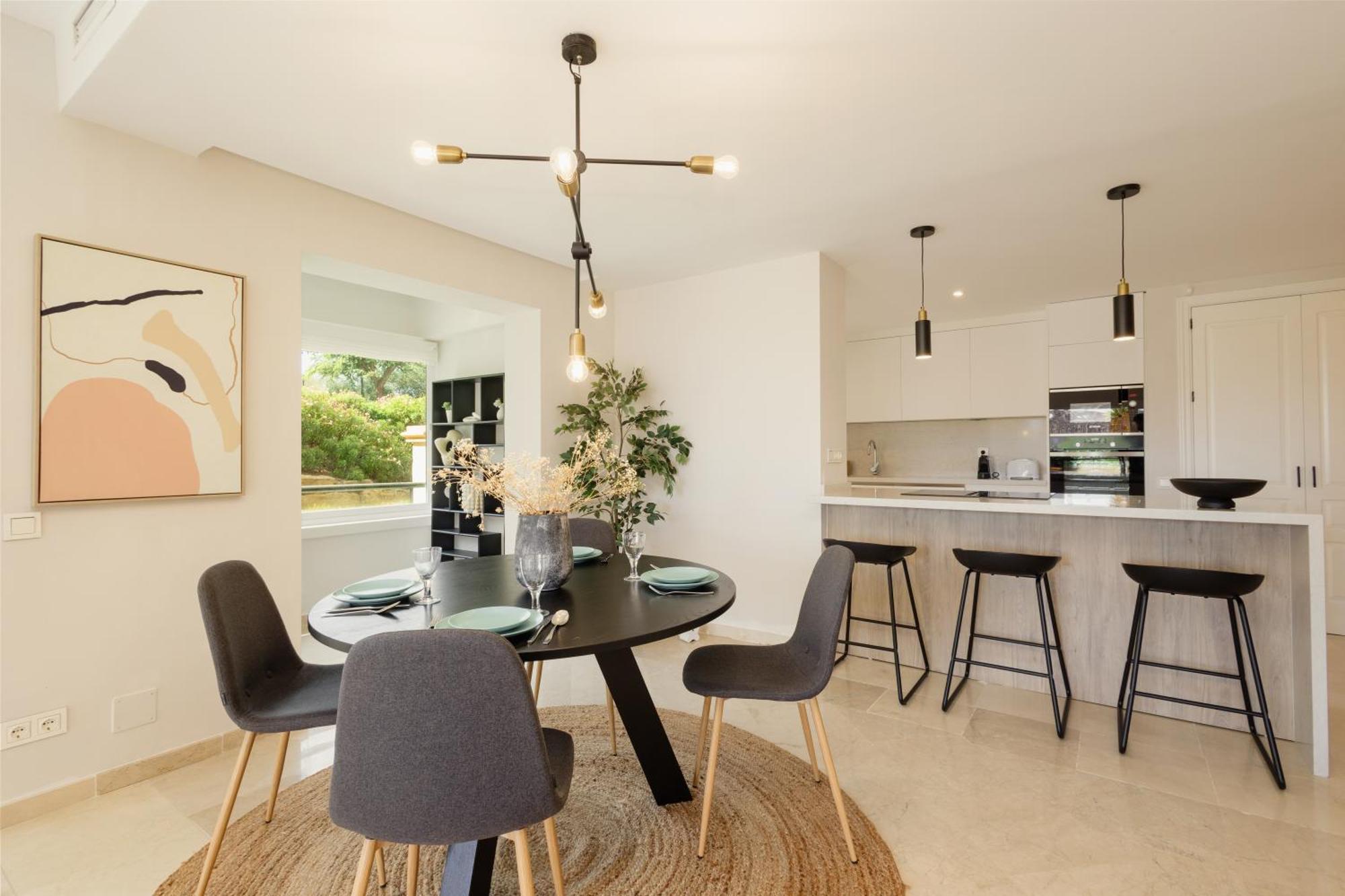 Luxurious Frontline Golf In Elviria Apartamento Marbella