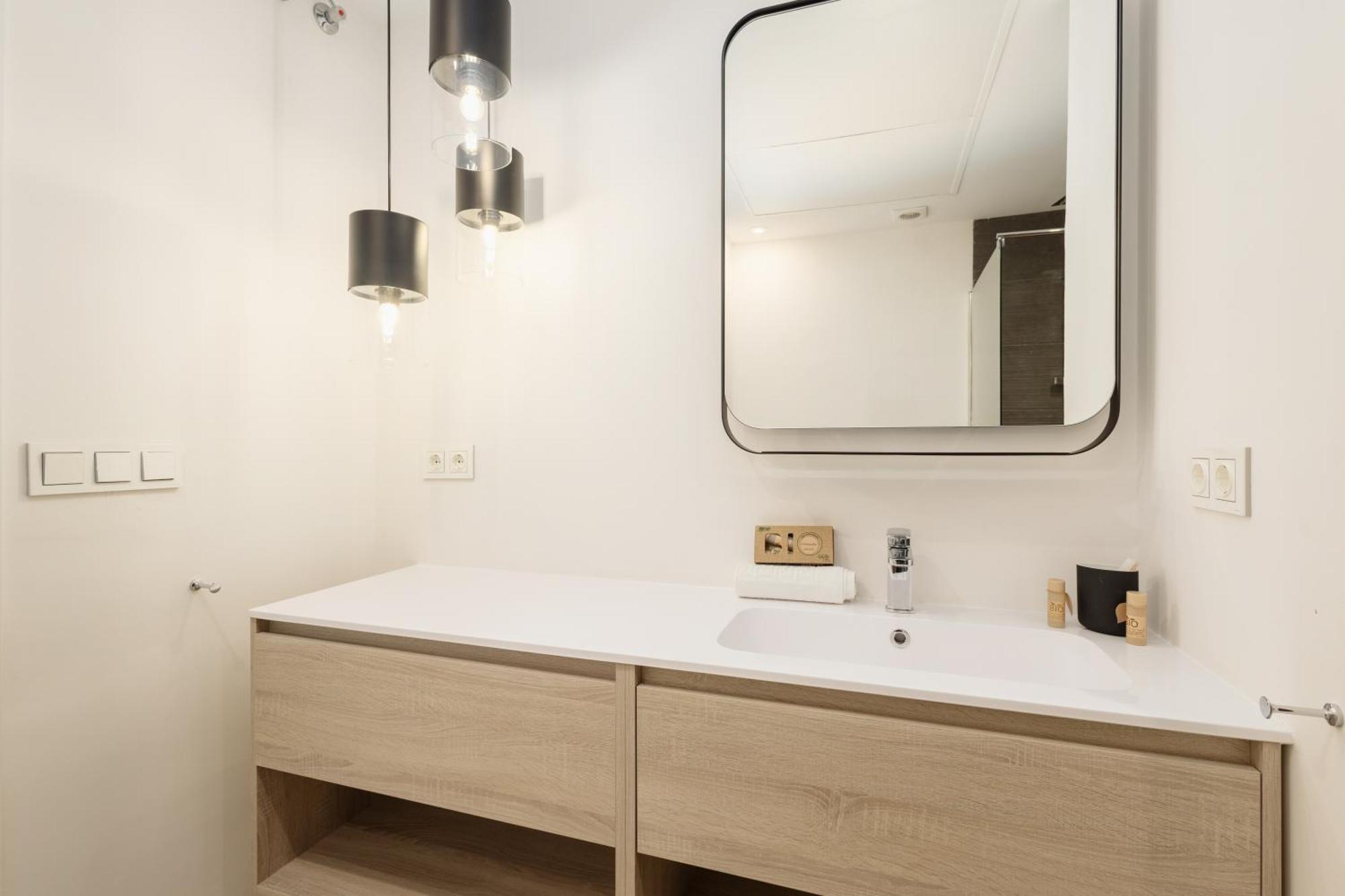 Luxurious Frontline Golf In Elviria Apartamento