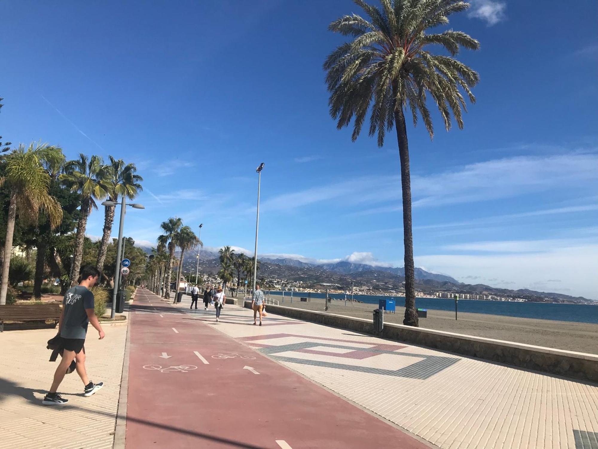 Apartamento ático Con Vistas Al Mar - Penthouse - Private Parking *