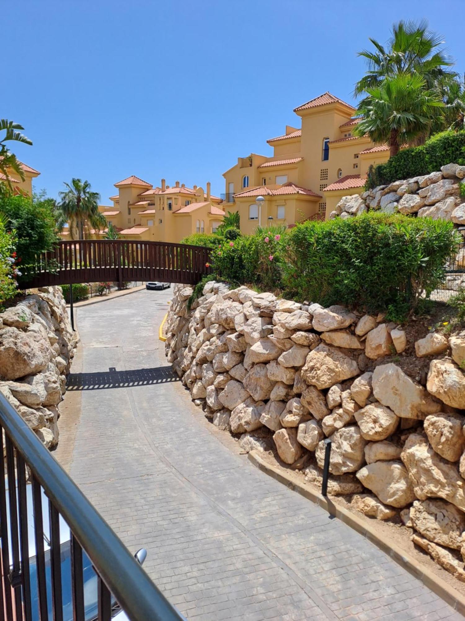 Bienvenido A Tu Hostal La Cala De Mijas
