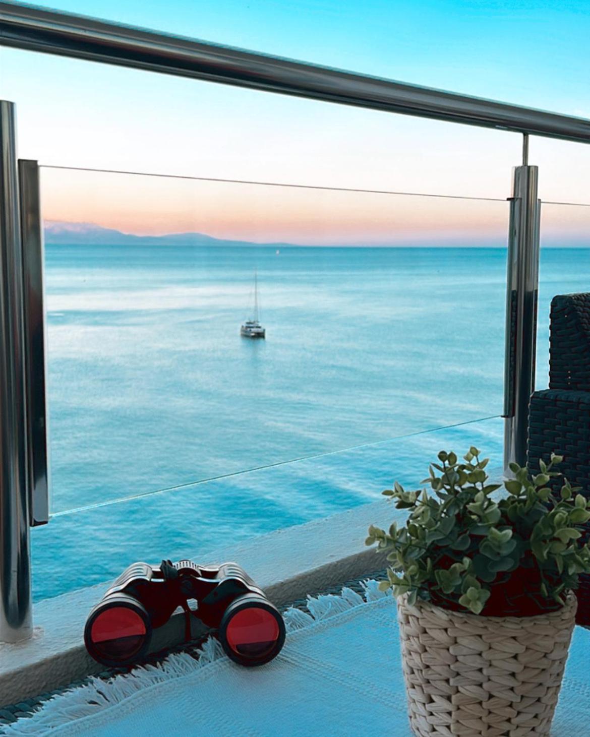 Apartamento Amazing Frontline Sea Views Castillo Del Vigia *