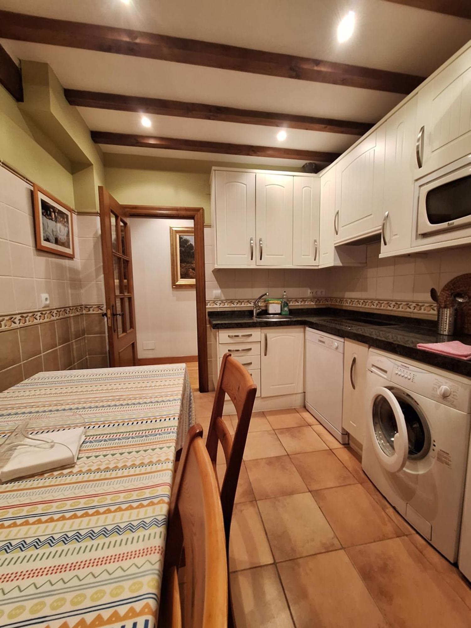 Apartamento Palacion De Santillana