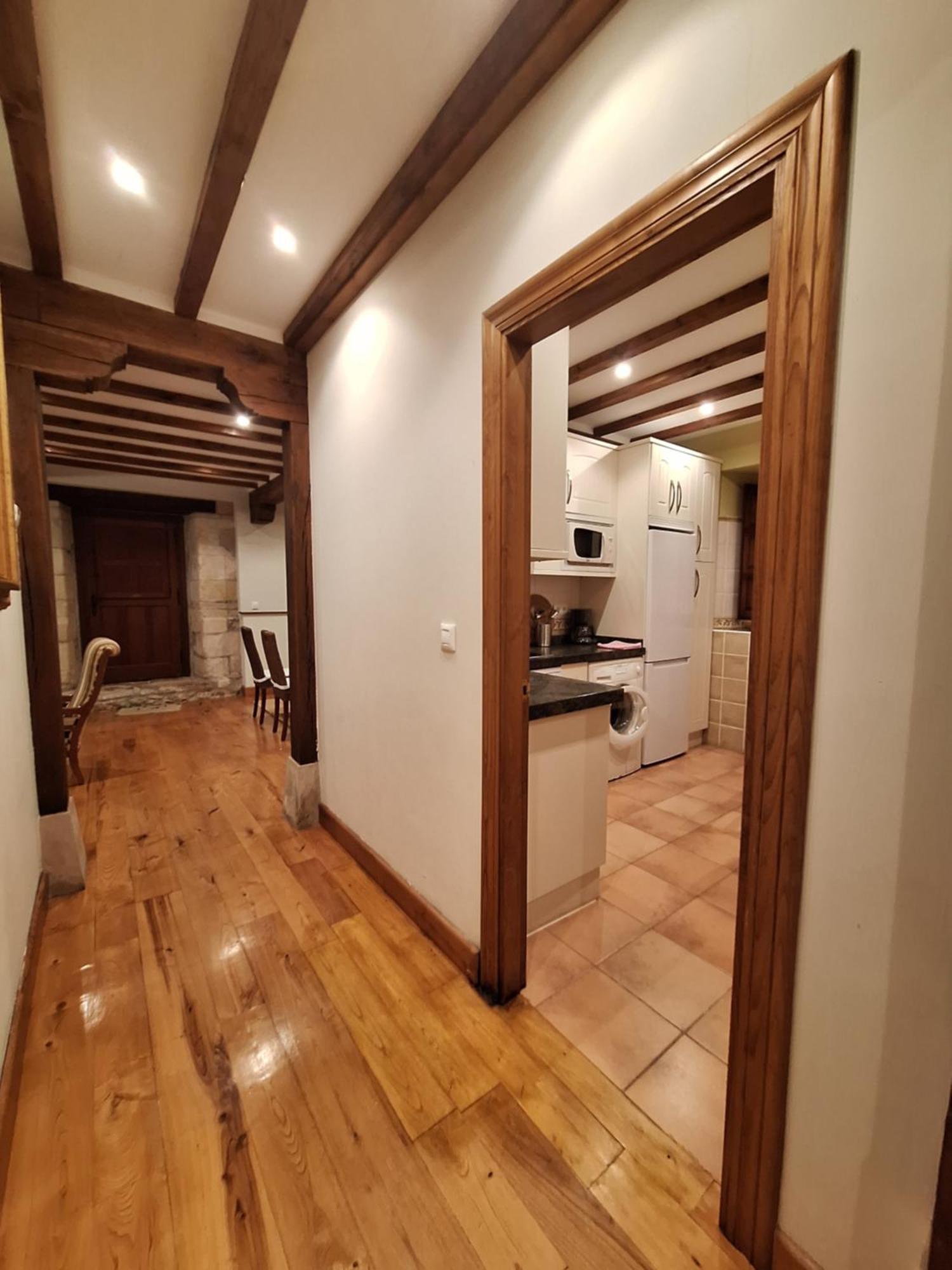 Apartamento Palacion De Santillana *