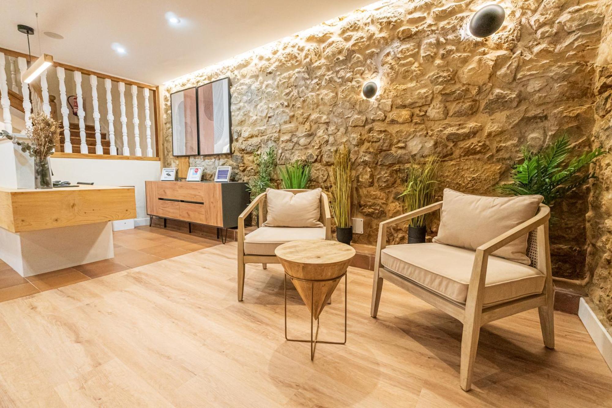 Hotel R Santillana 2*