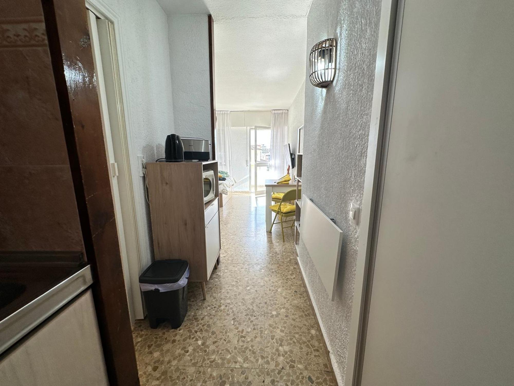 Apartamento Terraza Con Vistas Al Mar, Wifi, Smart Tv, Piscina, Playa, Centro Torremolinos