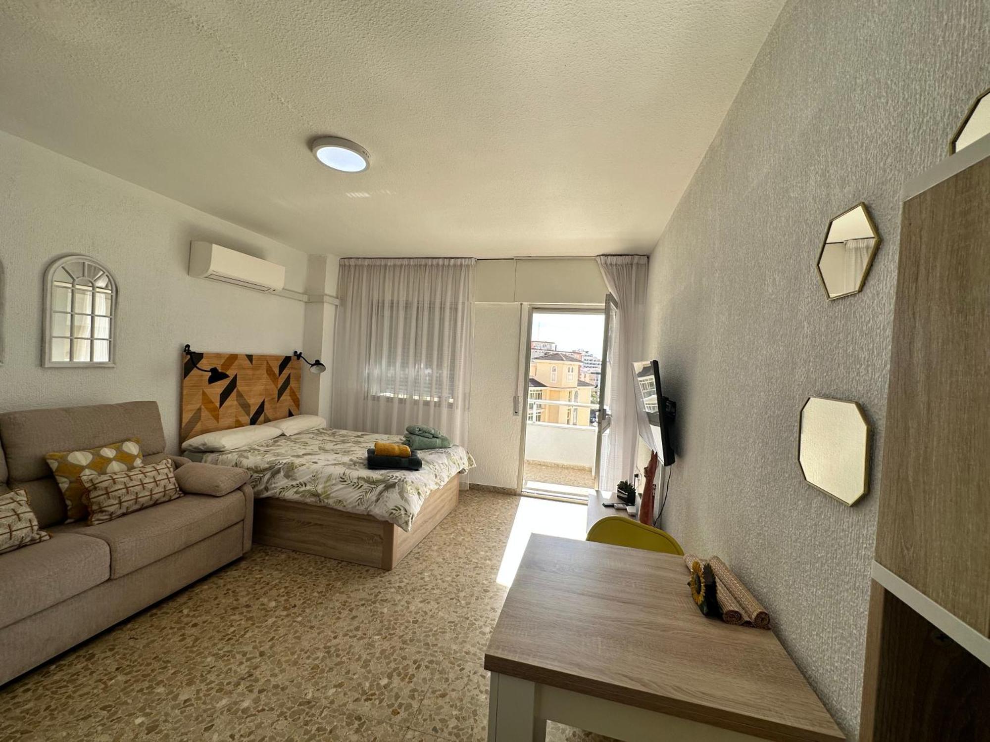 Apartamento Terraza Con Vistas Al Mar, Wifi, Smart Tv, Piscina, Playa, Centro *