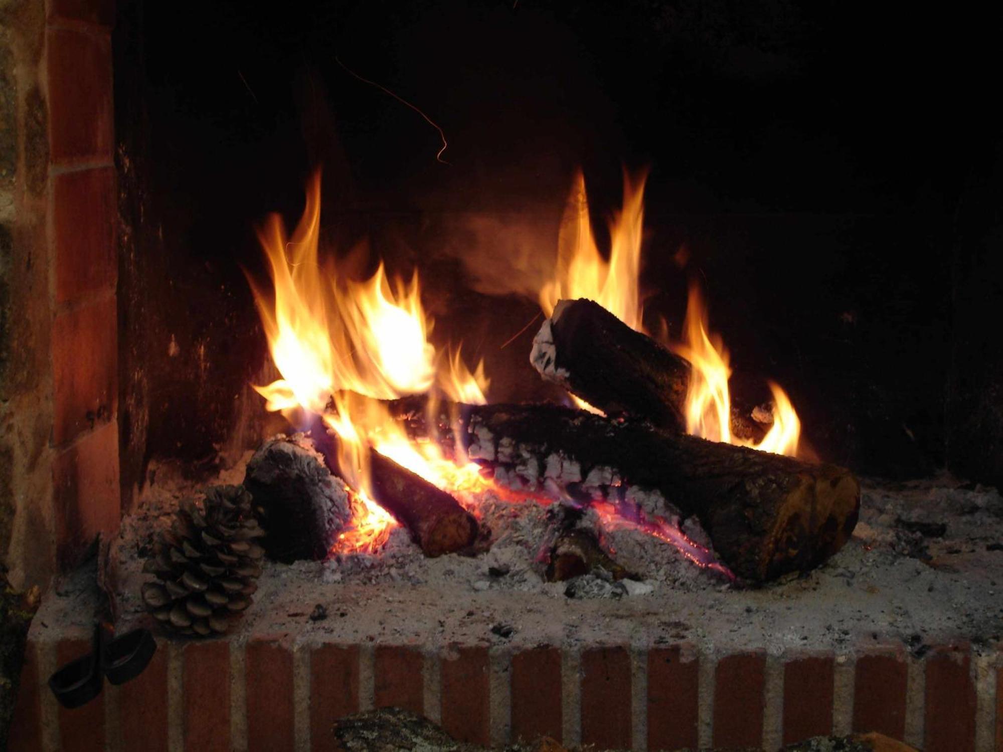 El Salero Piscina Y Chimenea *