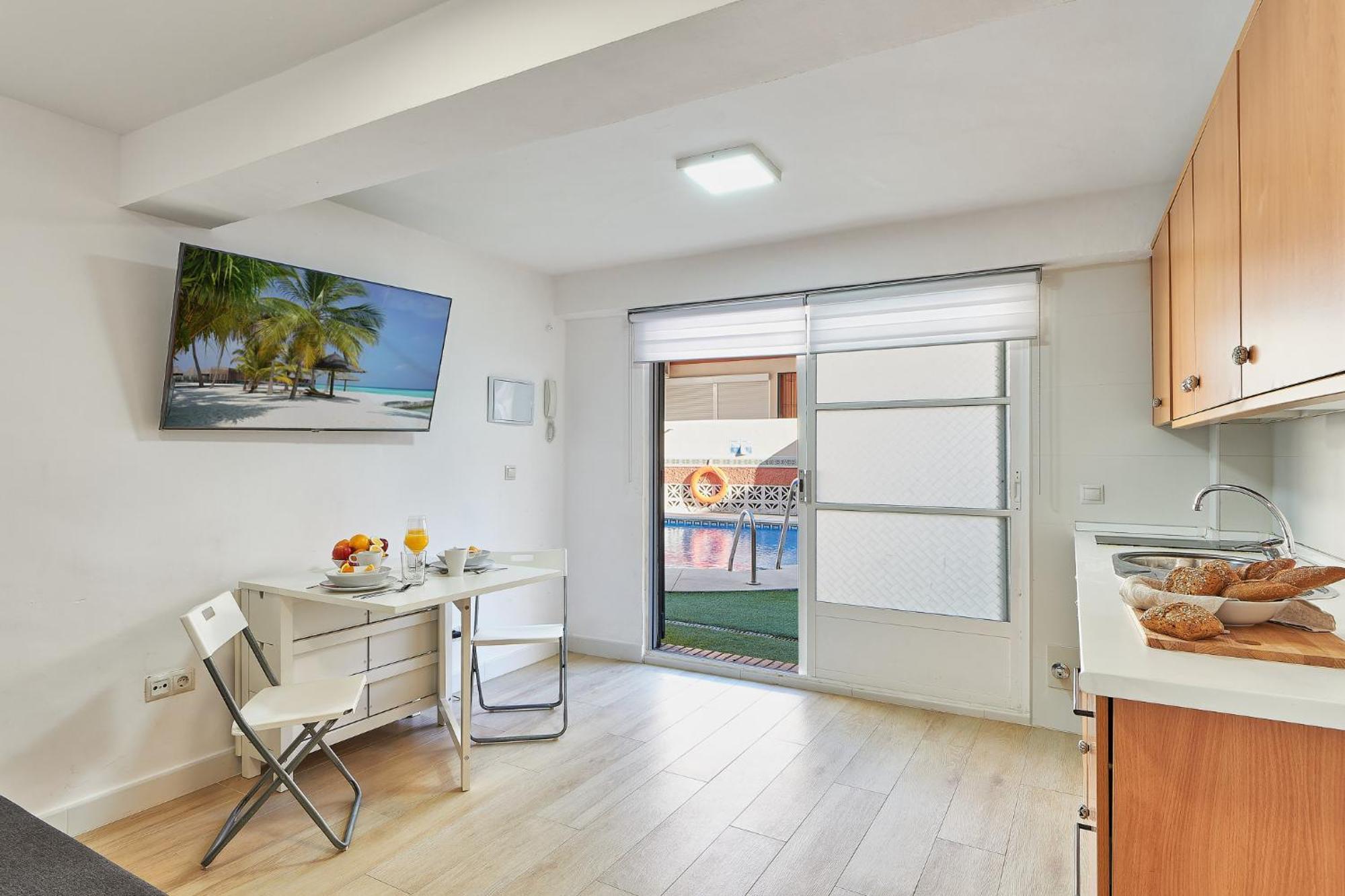 Happiness Carihuela Apartamento